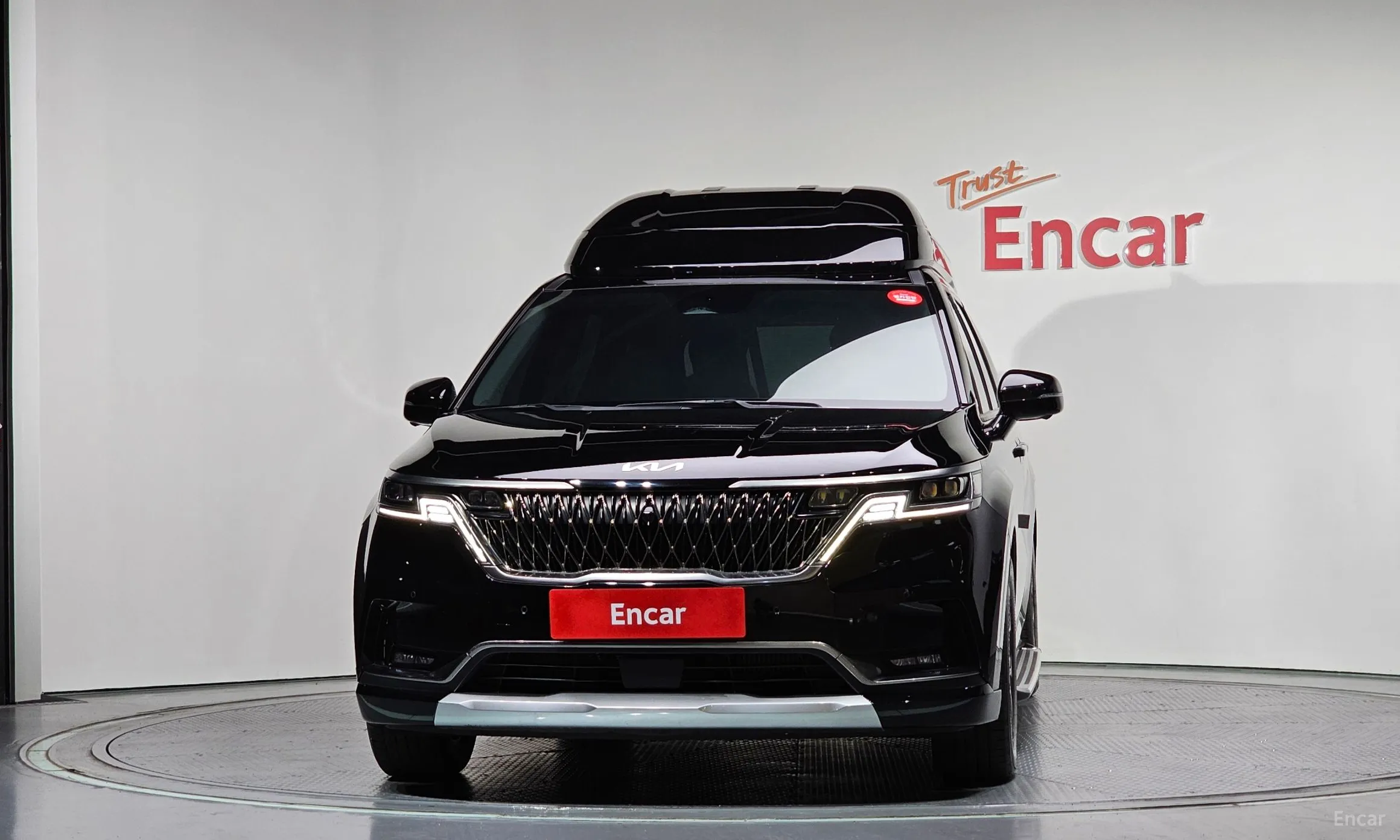Kia Carnival Gen 4 превью 3
