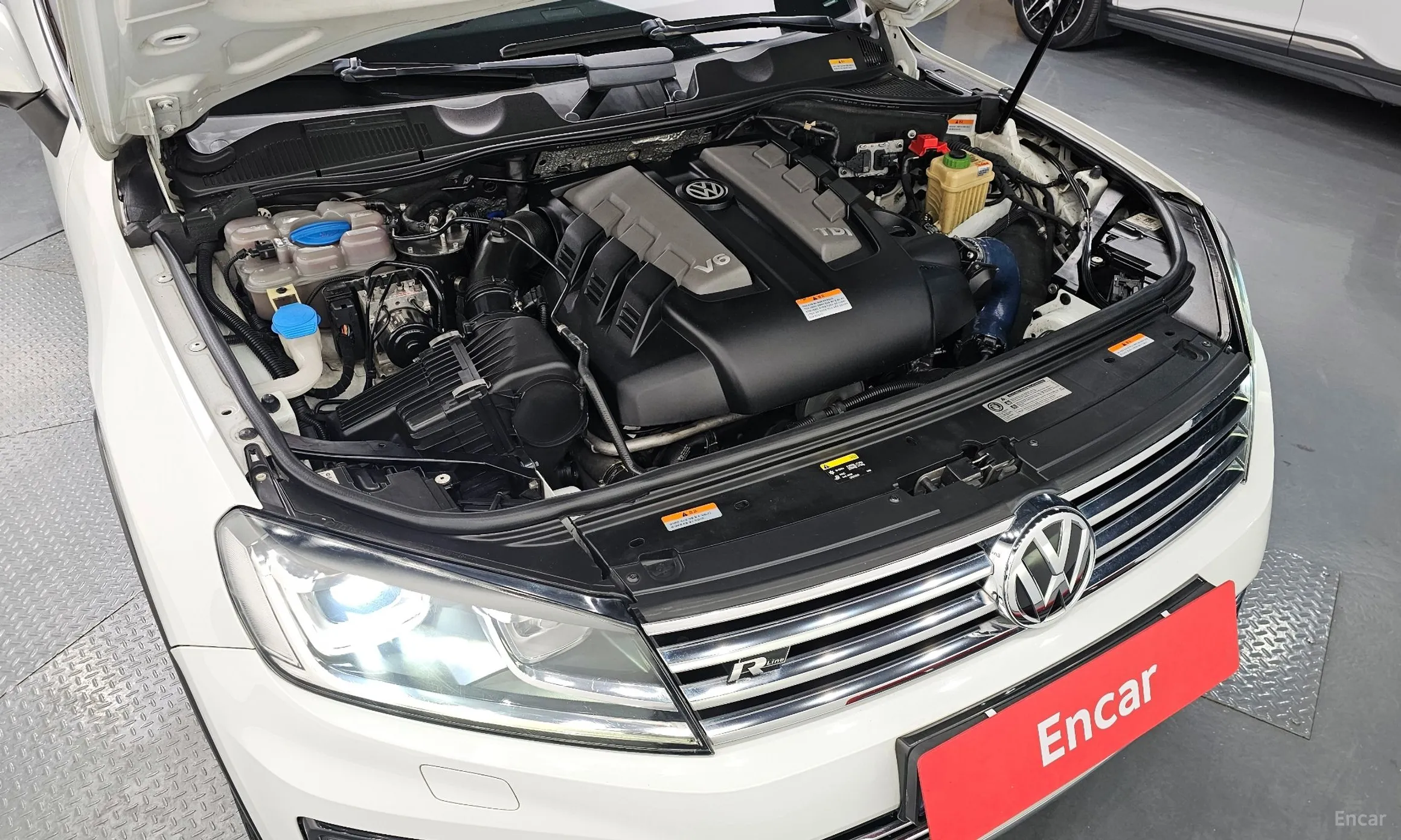 Volkswagen New Touareg превью 6