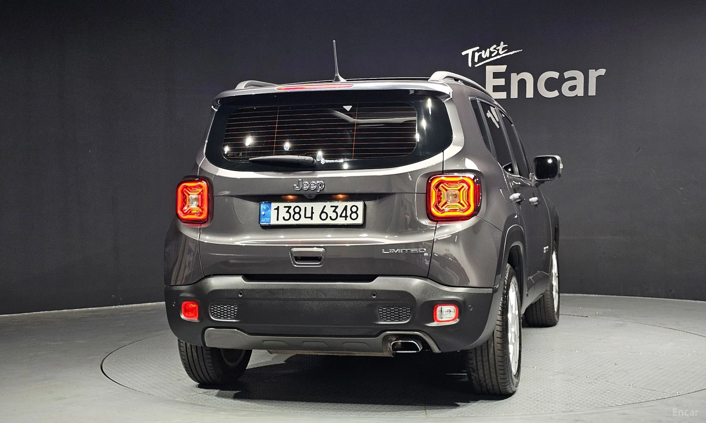 Jeep Renegade превью 4