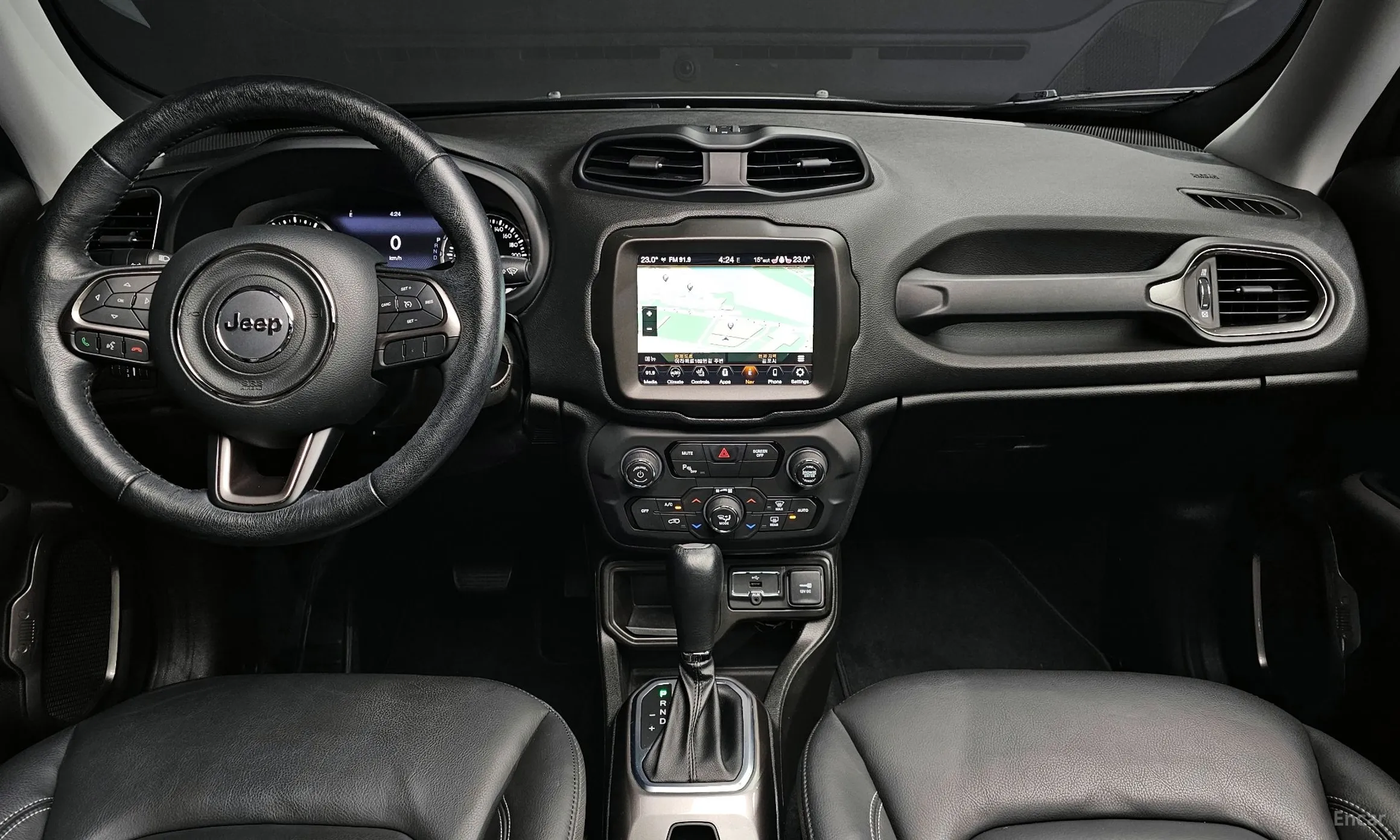 Jeep Renegade превью 7