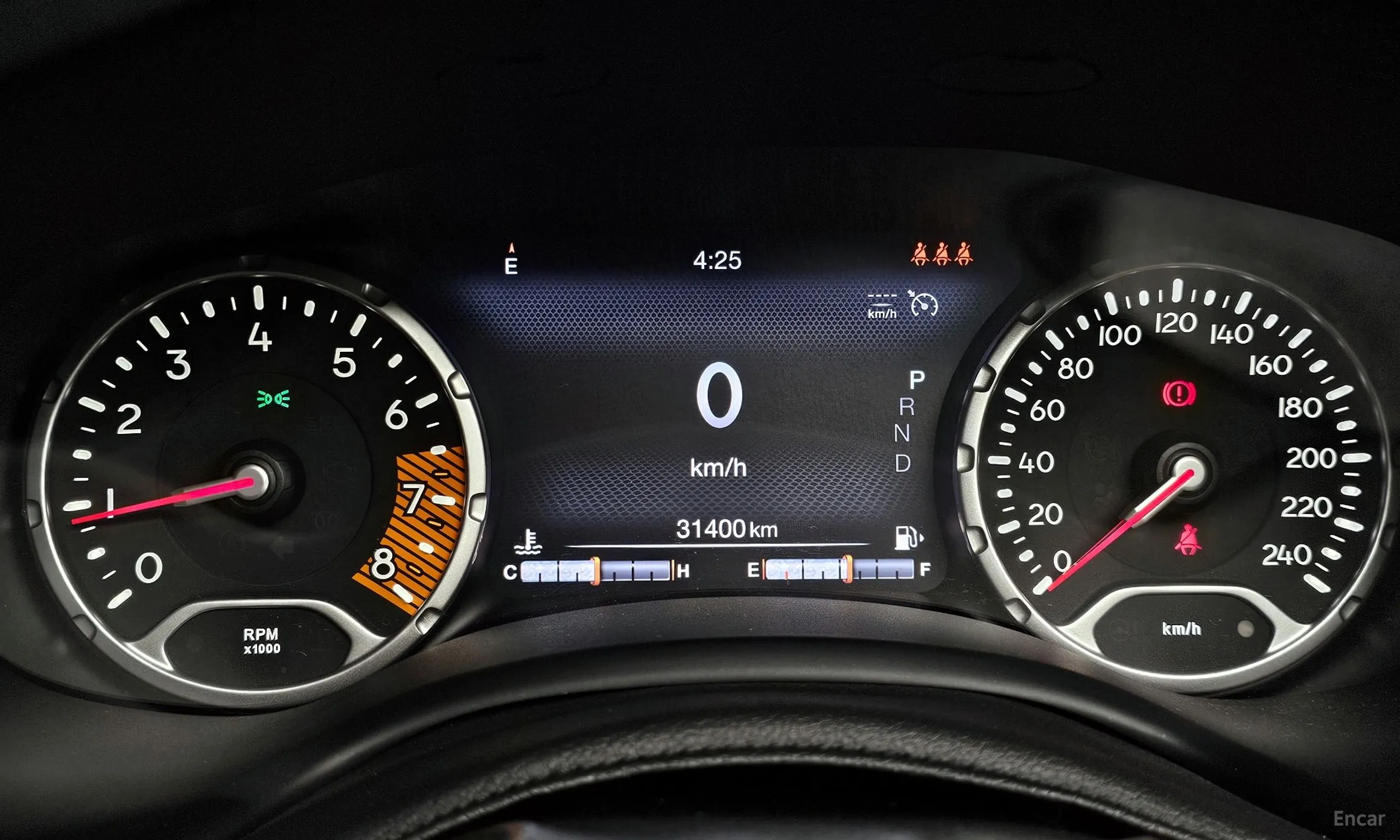 Jeep Renegade превью 8