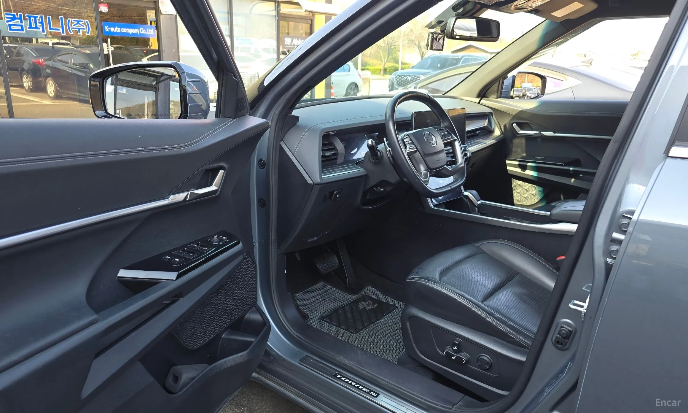 KG Mobility (SsangYong) Torres превью 10