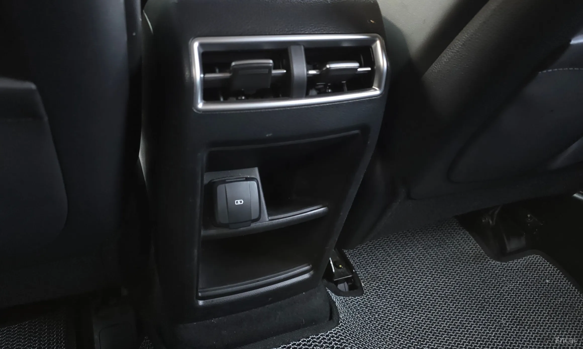 KG Mobility (SsangYong) Torres превью 19