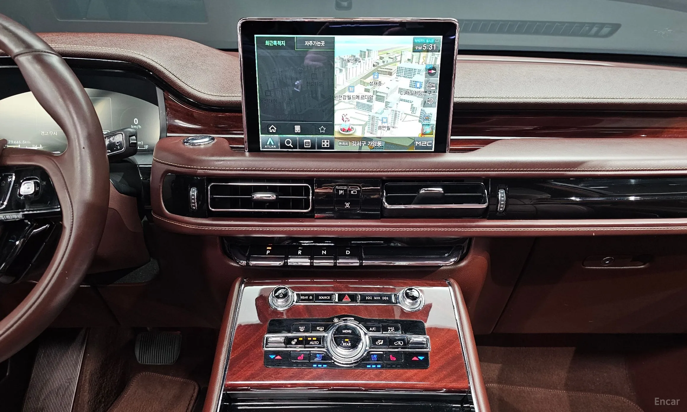 Lincoln Aviator 2nd Generation превью 14