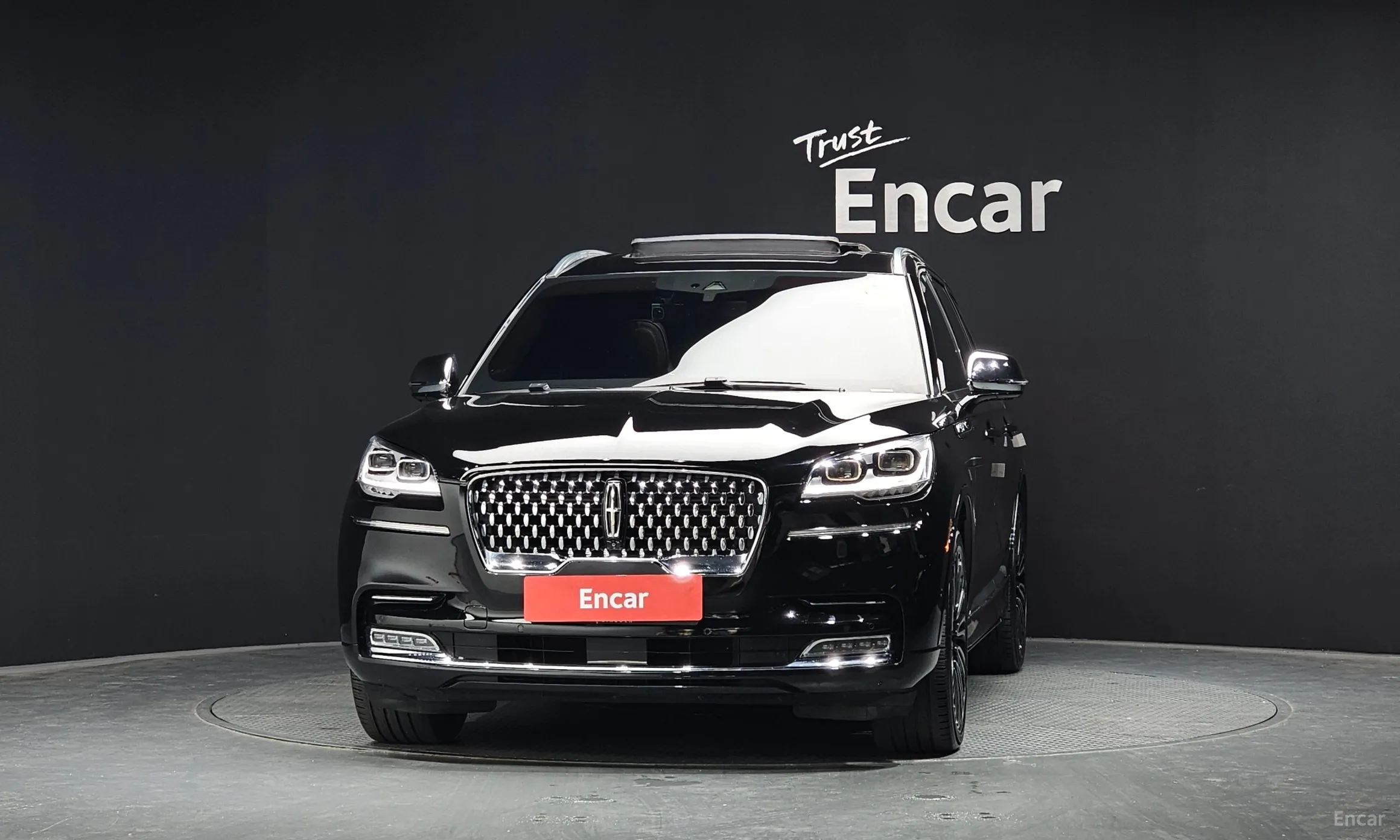 Lincoln Aviator 2nd Generation превью 3