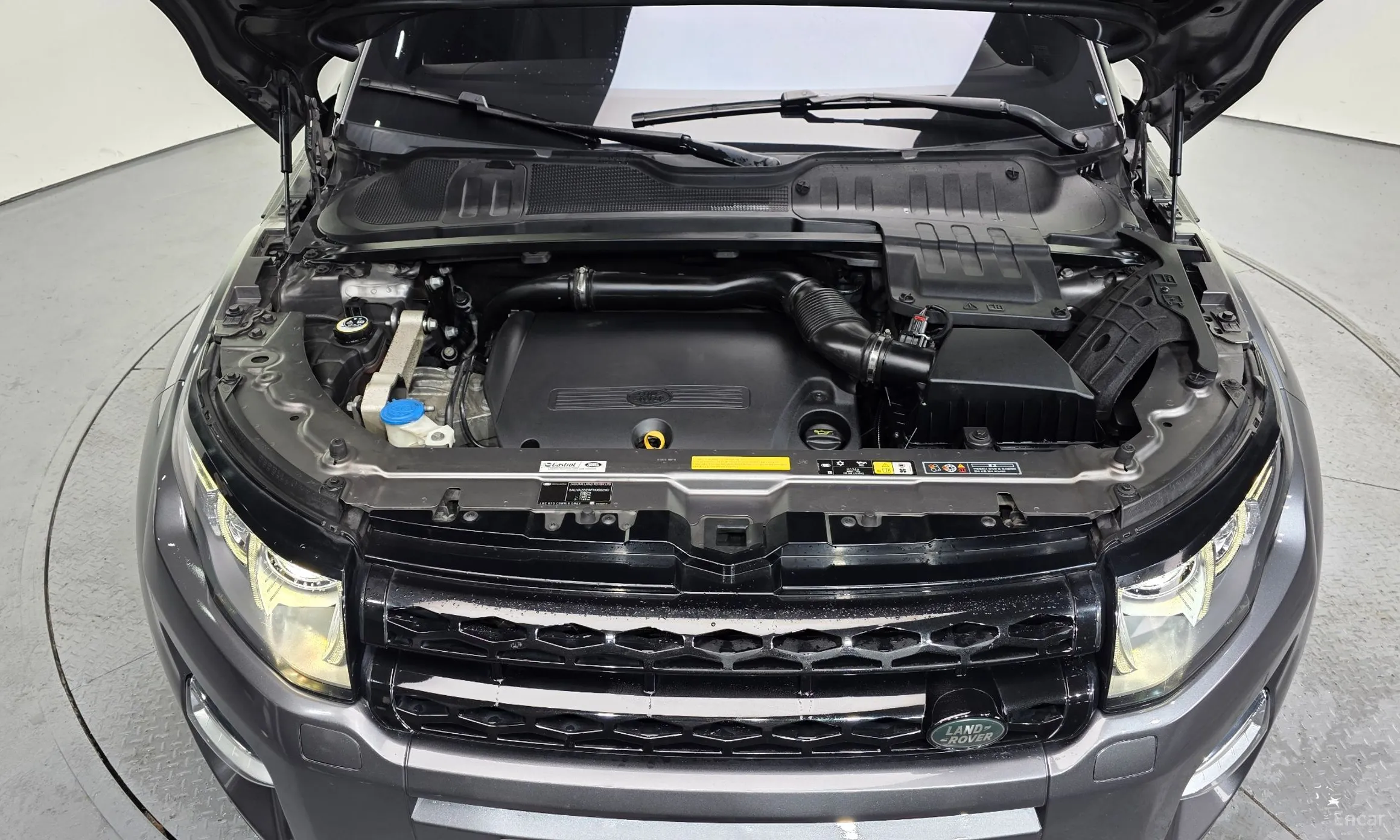 Land Rover Range Rover Evoque превью 6