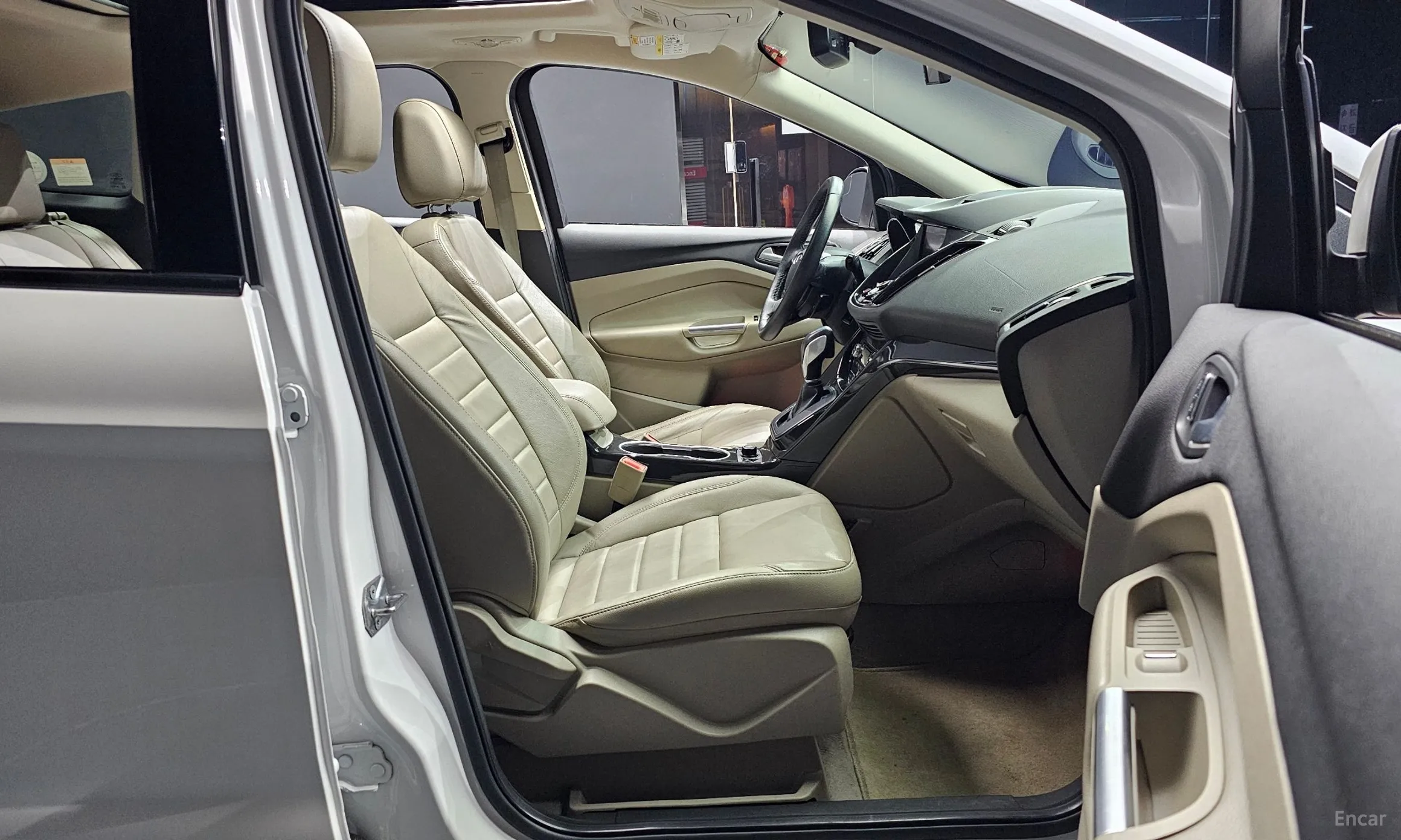 Ford Escape превью 11