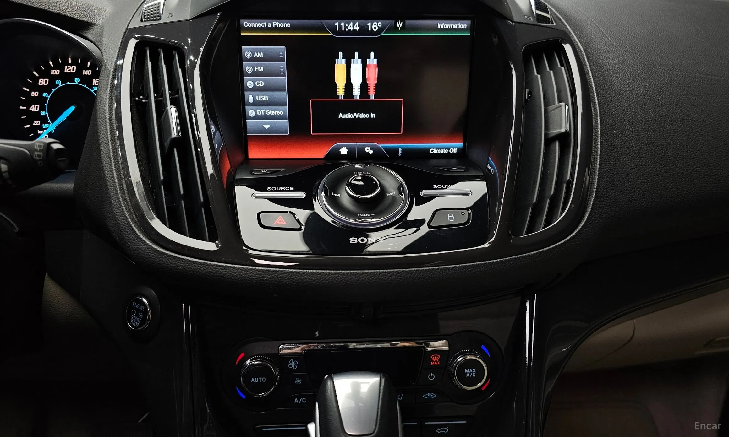 Ford Escape превью 14