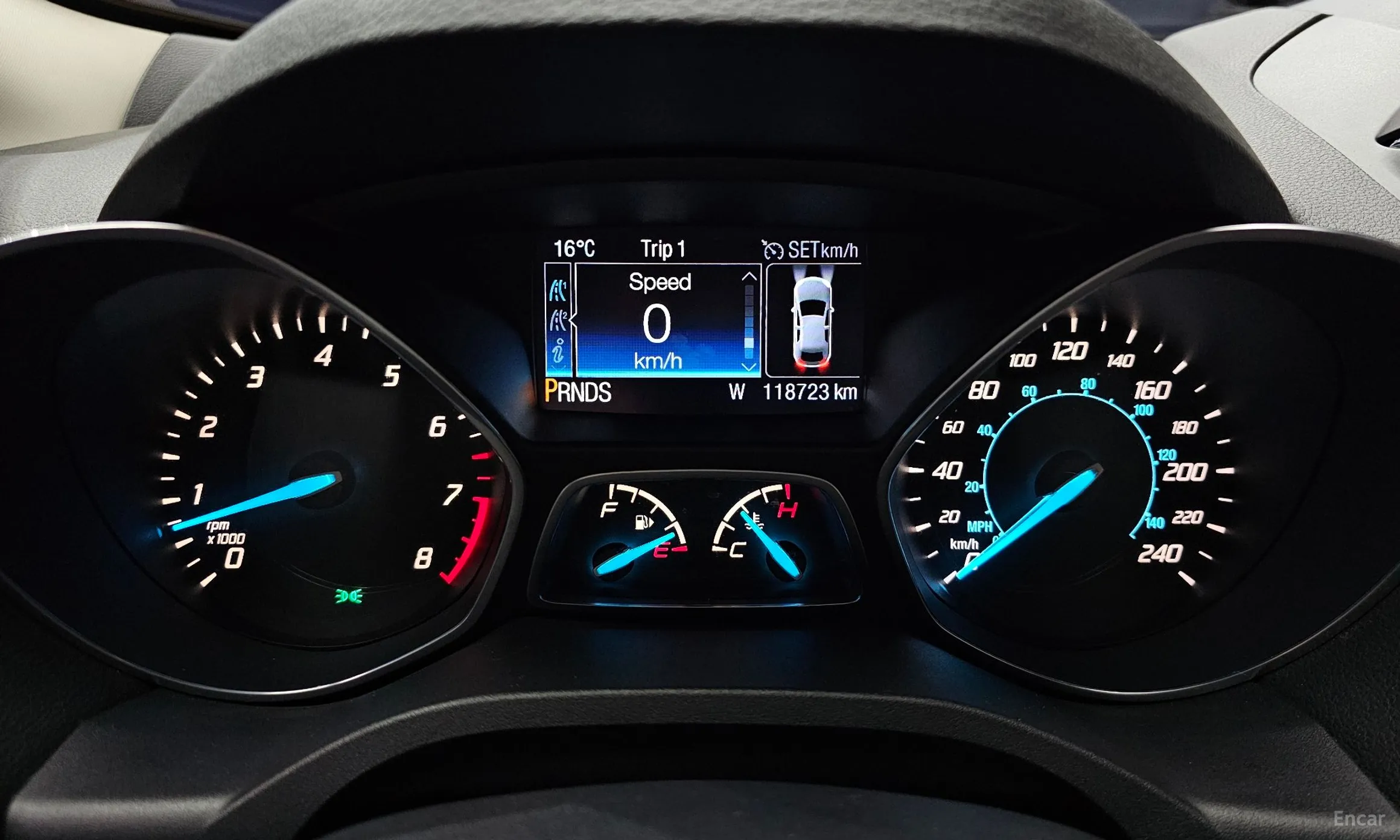 Ford Escape превью 8