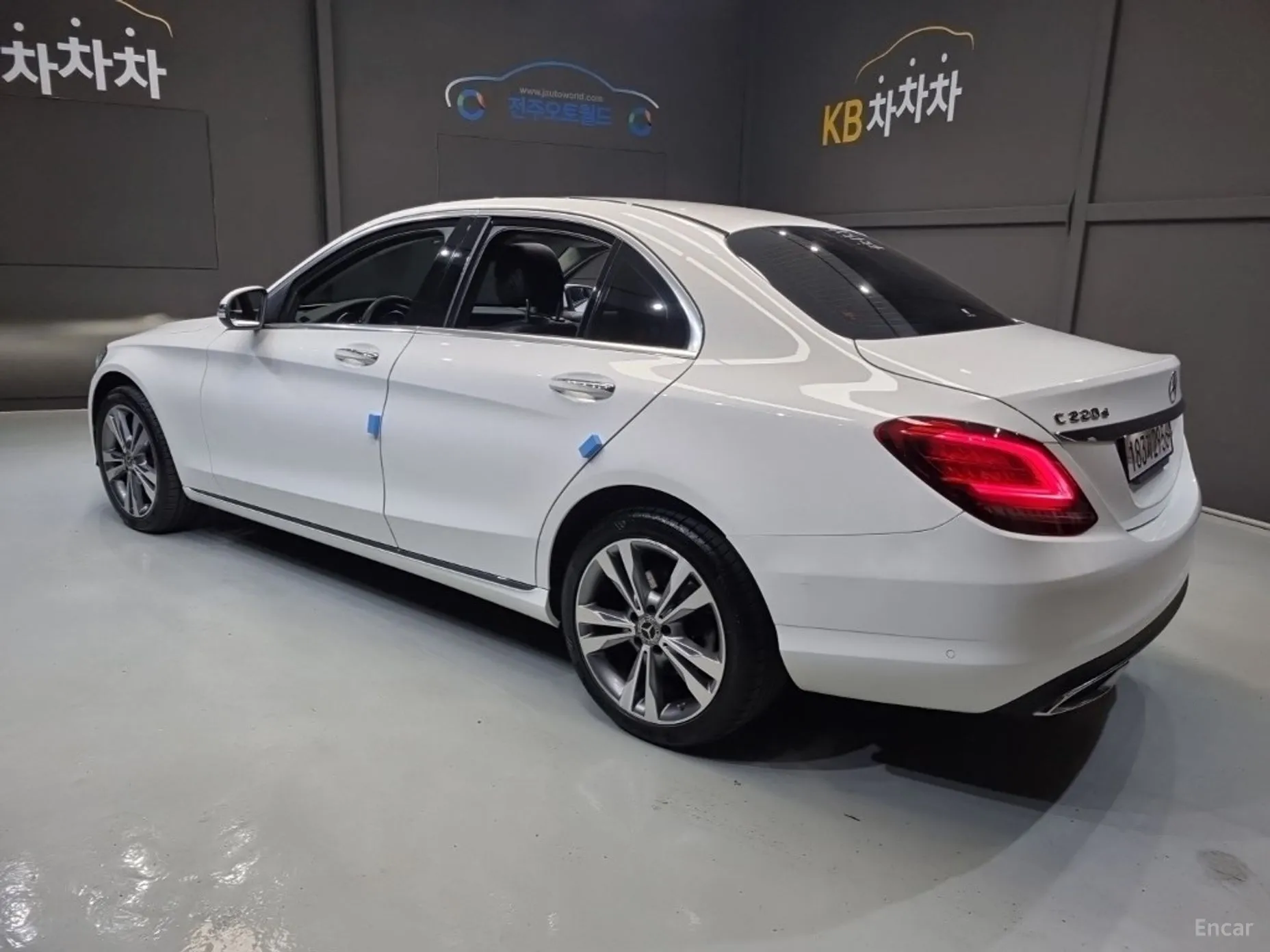 Mercedes Benz C-Class W205 превью 4