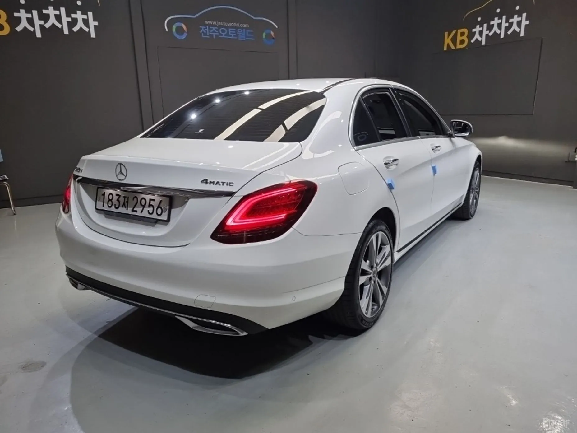 Mercedes Benz C-Class W205 превью 6