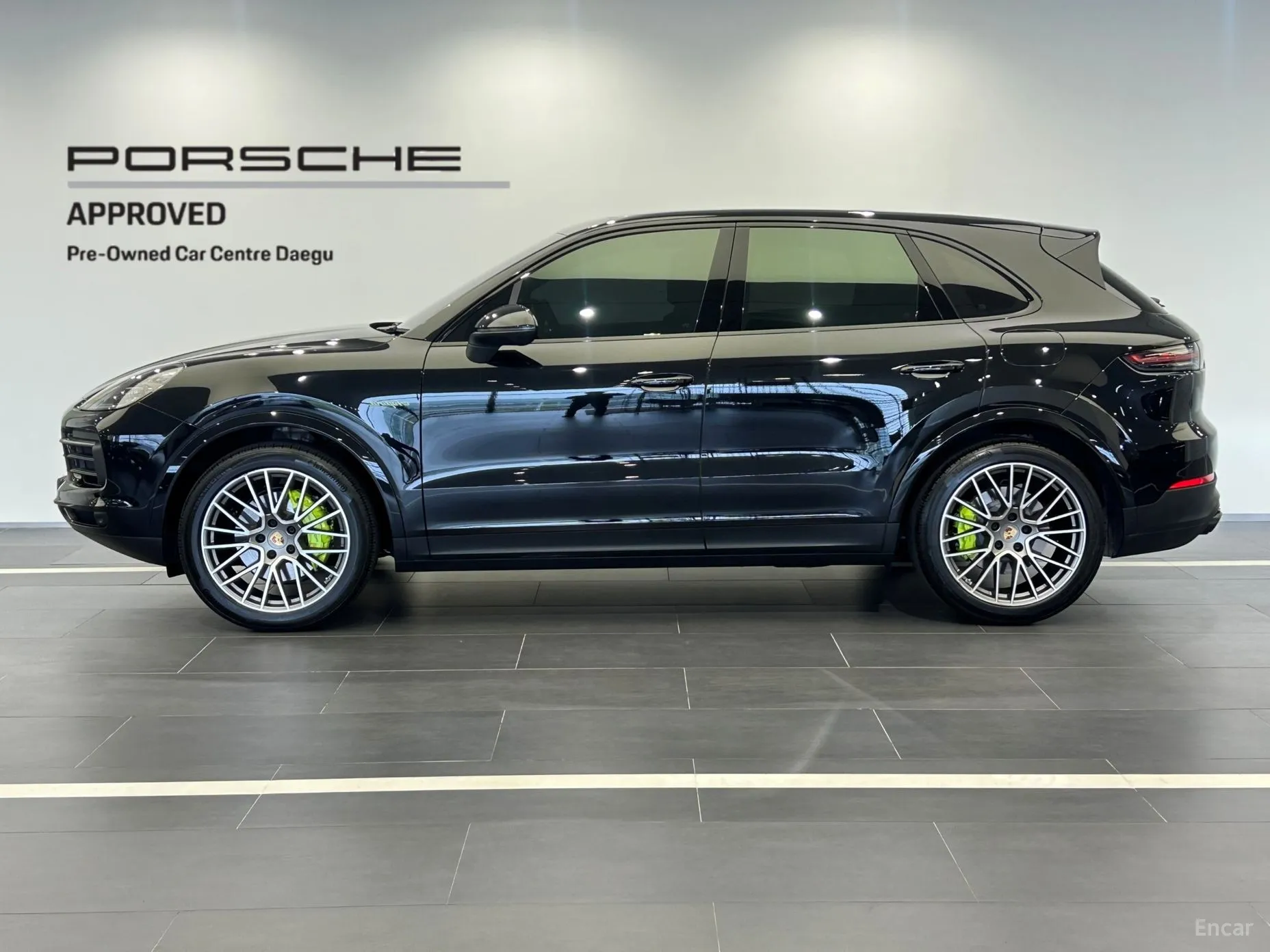 Porsche Cayenne (PO536) превью 3