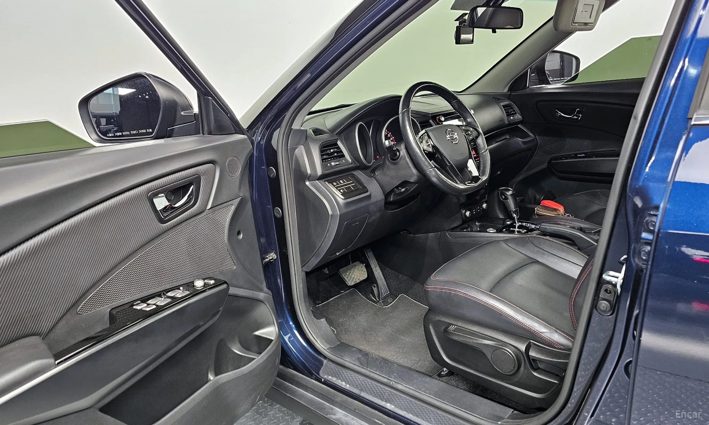 KG Mobility (SsangYong) Tivoli Air превью 10
