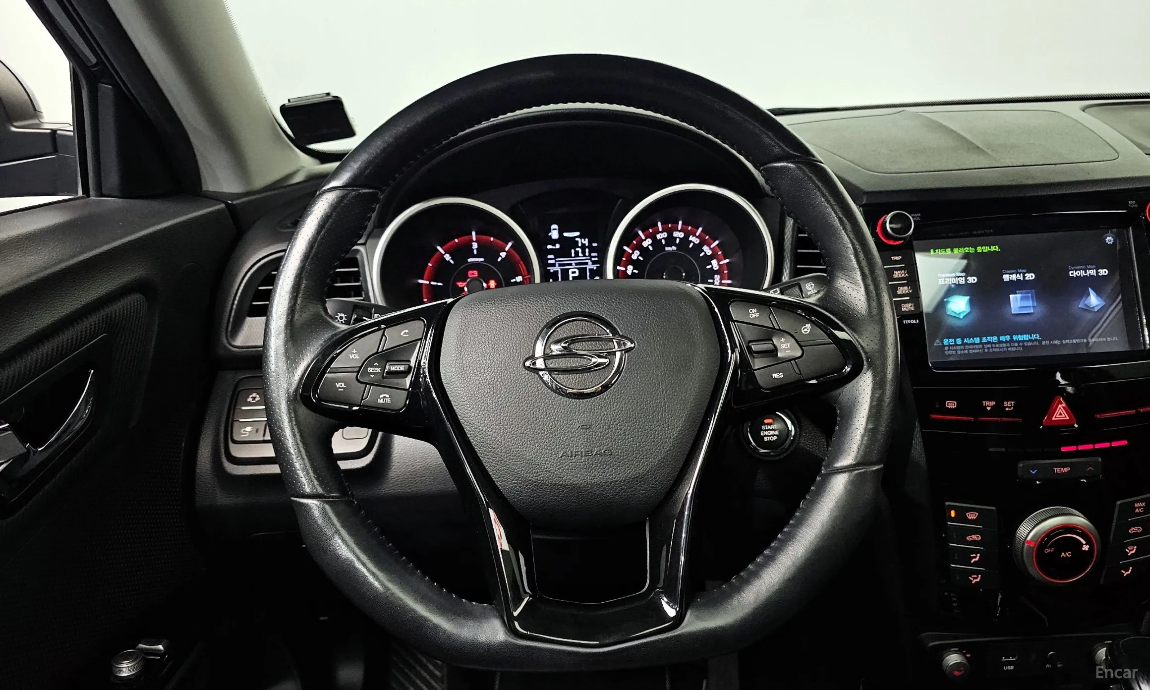 KG Mobility (SsangYong) Tivoli Air превью 15