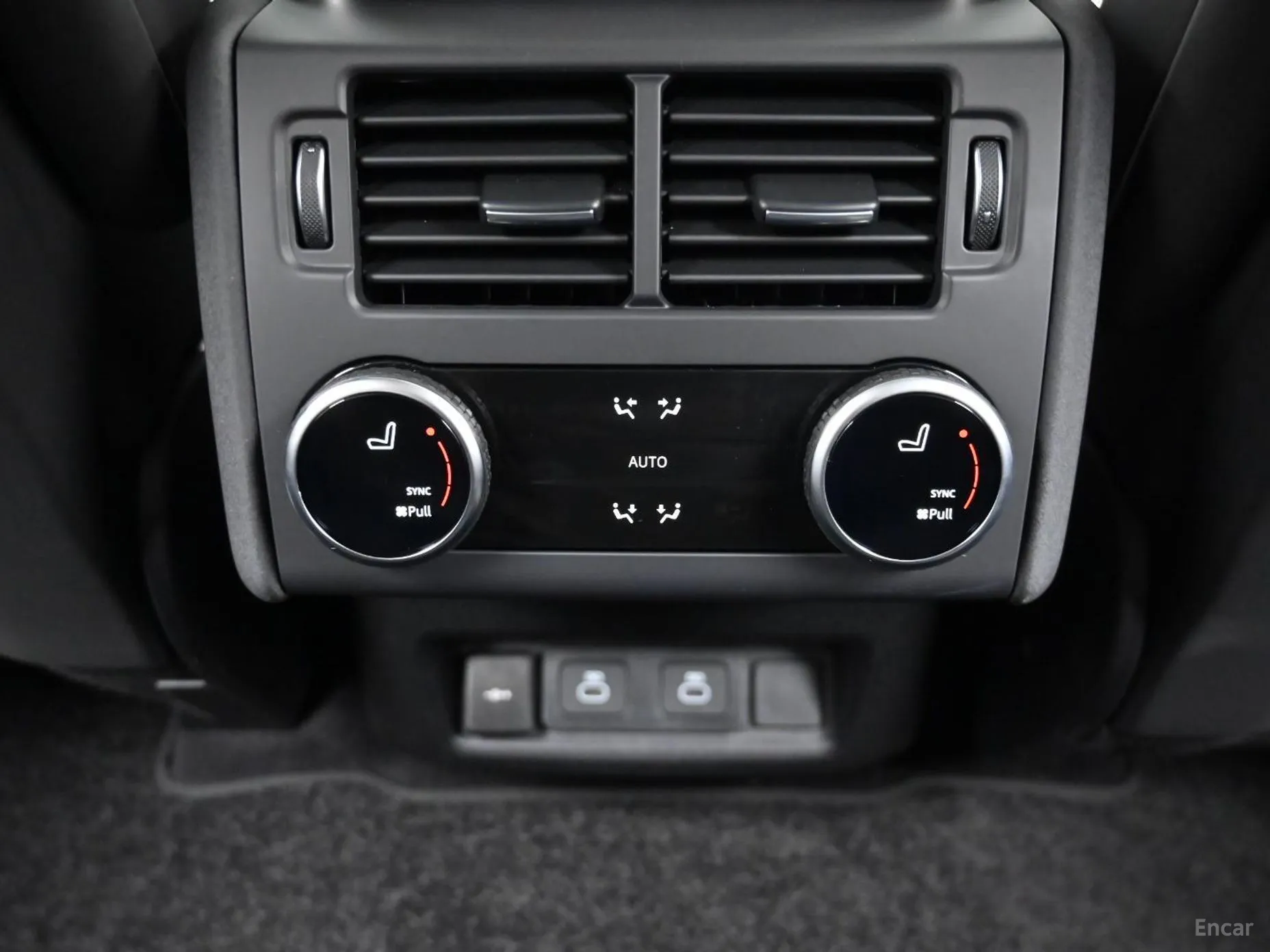 Land Rover Discovery 5 превью 16