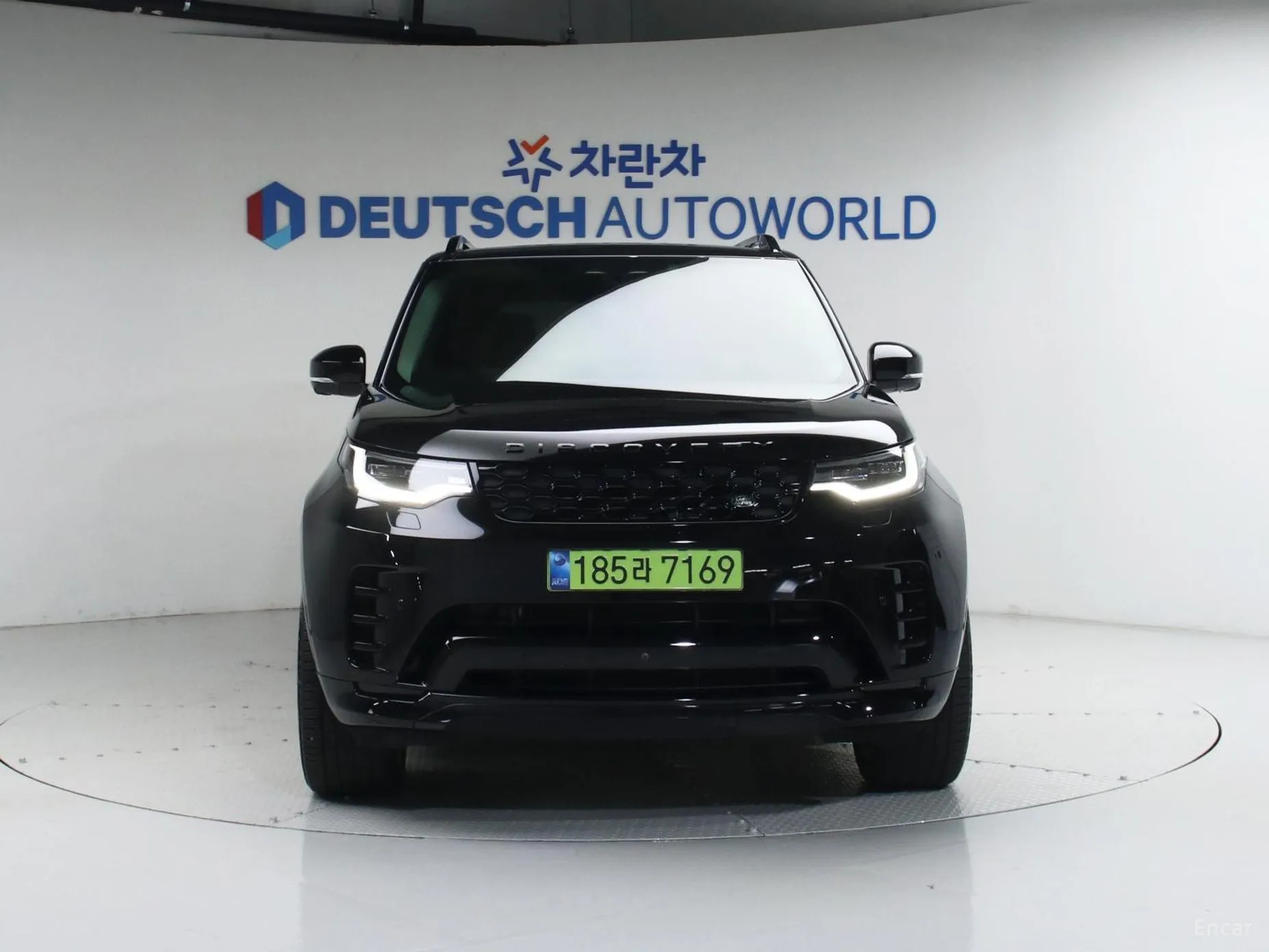 Land Rover Discovery 5 превью 3