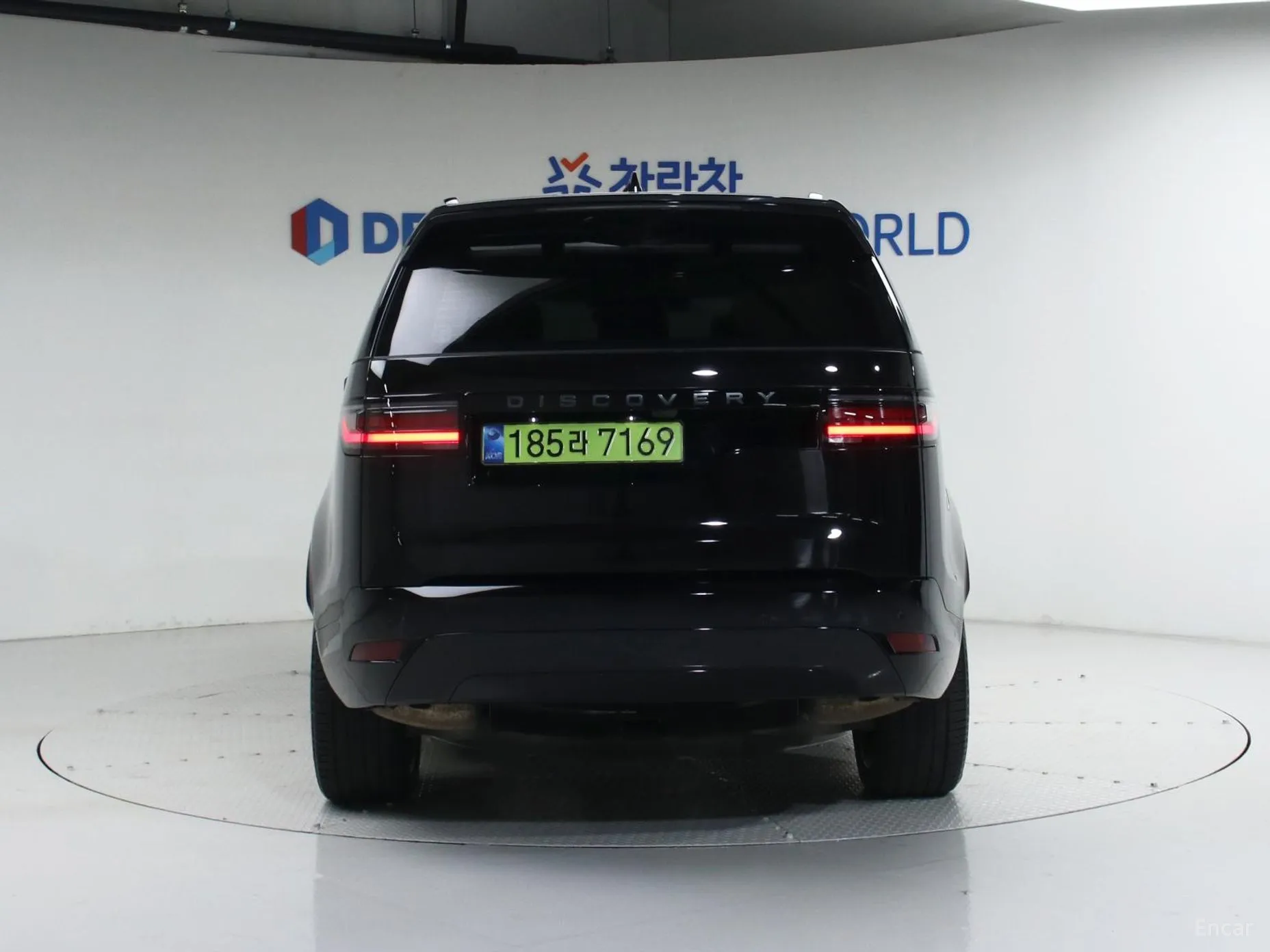 Land Rover Discovery 5 превью 4
