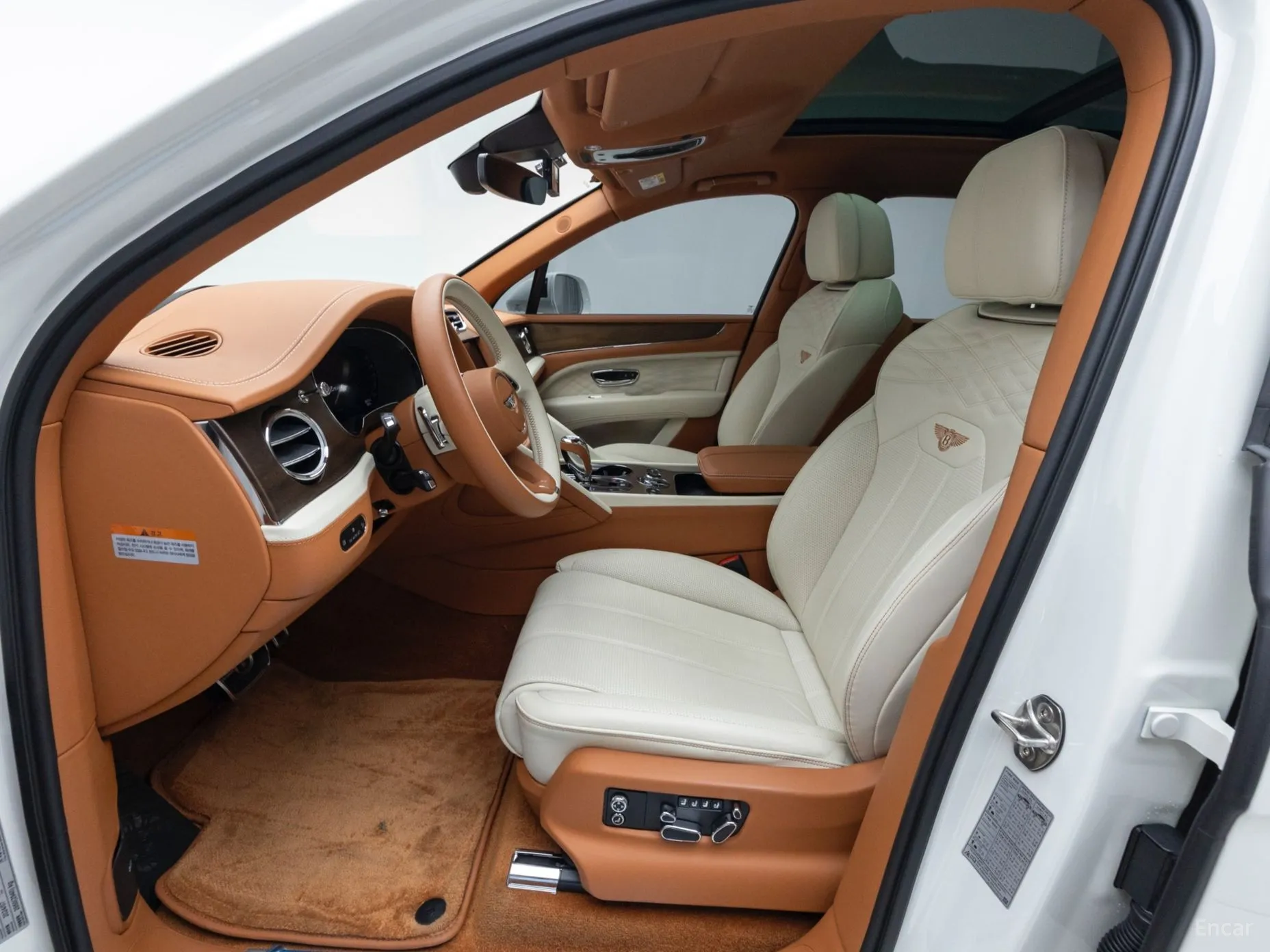 Bentley Bentayga превью 10