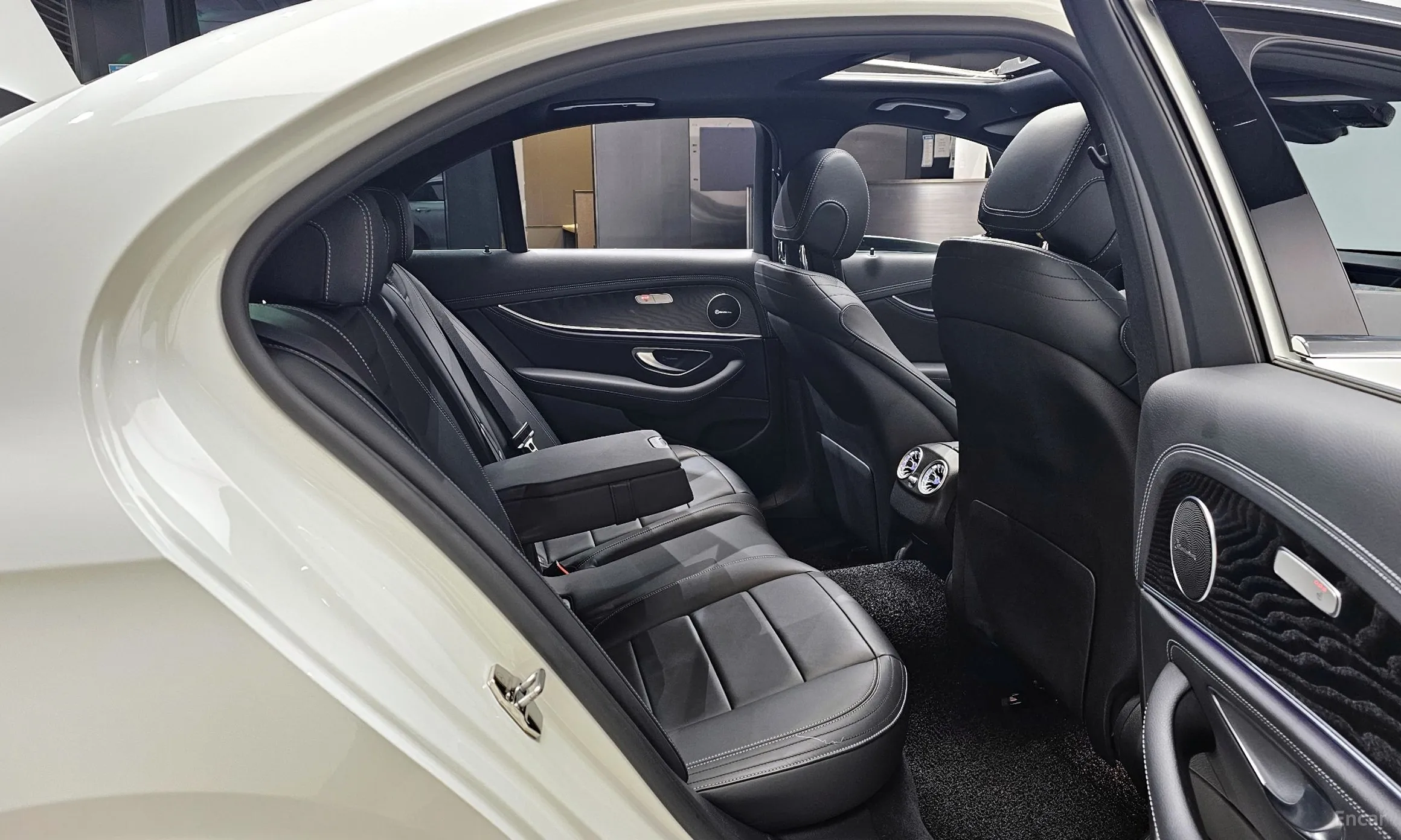 Mercedes Benz E-Class W213 превью 11