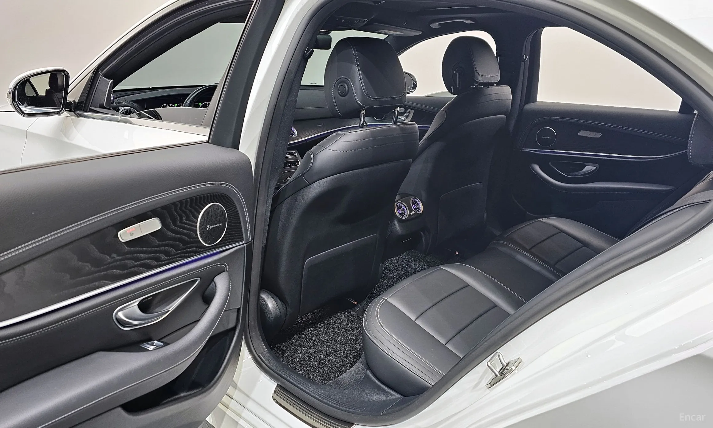 Mercedes Benz E-Class W213 превью 12