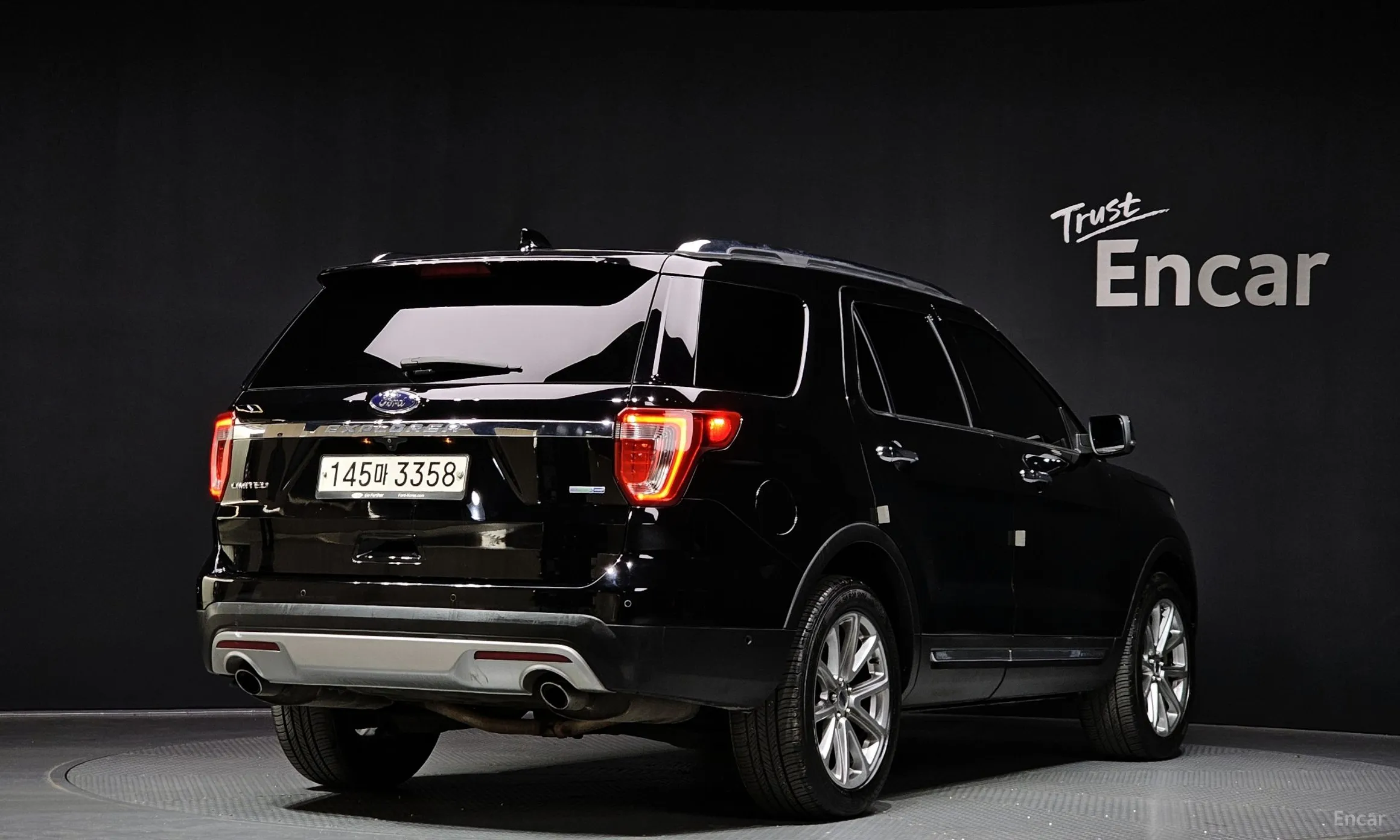 Ford Explorer превью 2