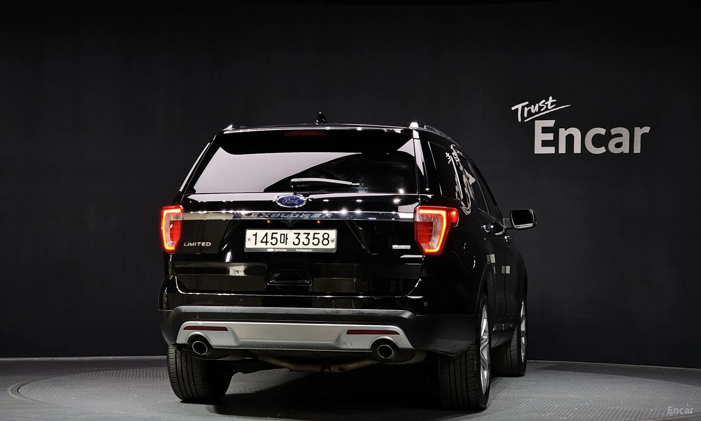 Ford Explorer превью 4