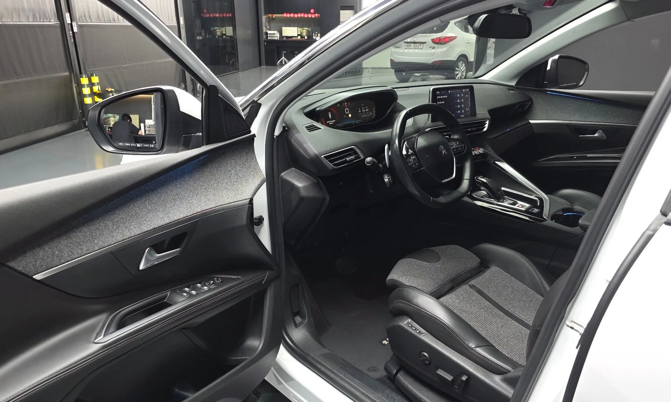 Peugeot 5008 2nd generation превью 10