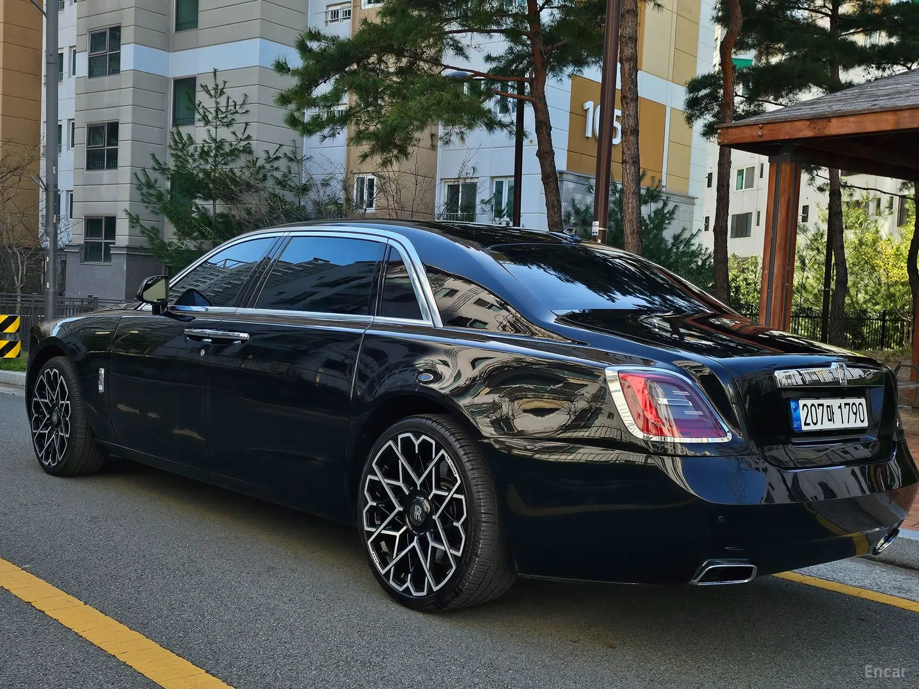 Rolls-Royce Ghost превью 7