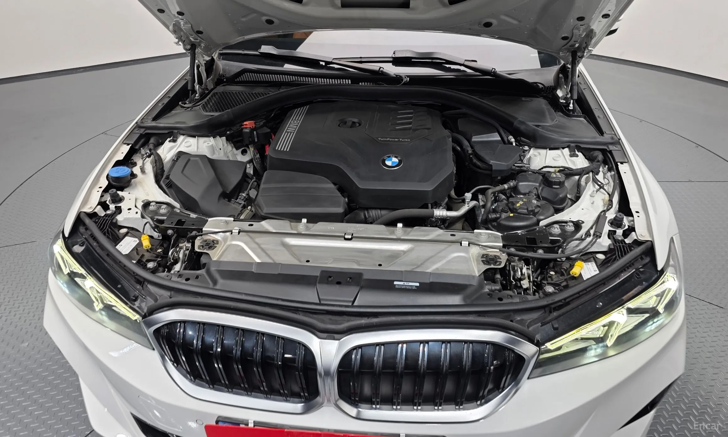 BMW 3 Series (G20) превью 6