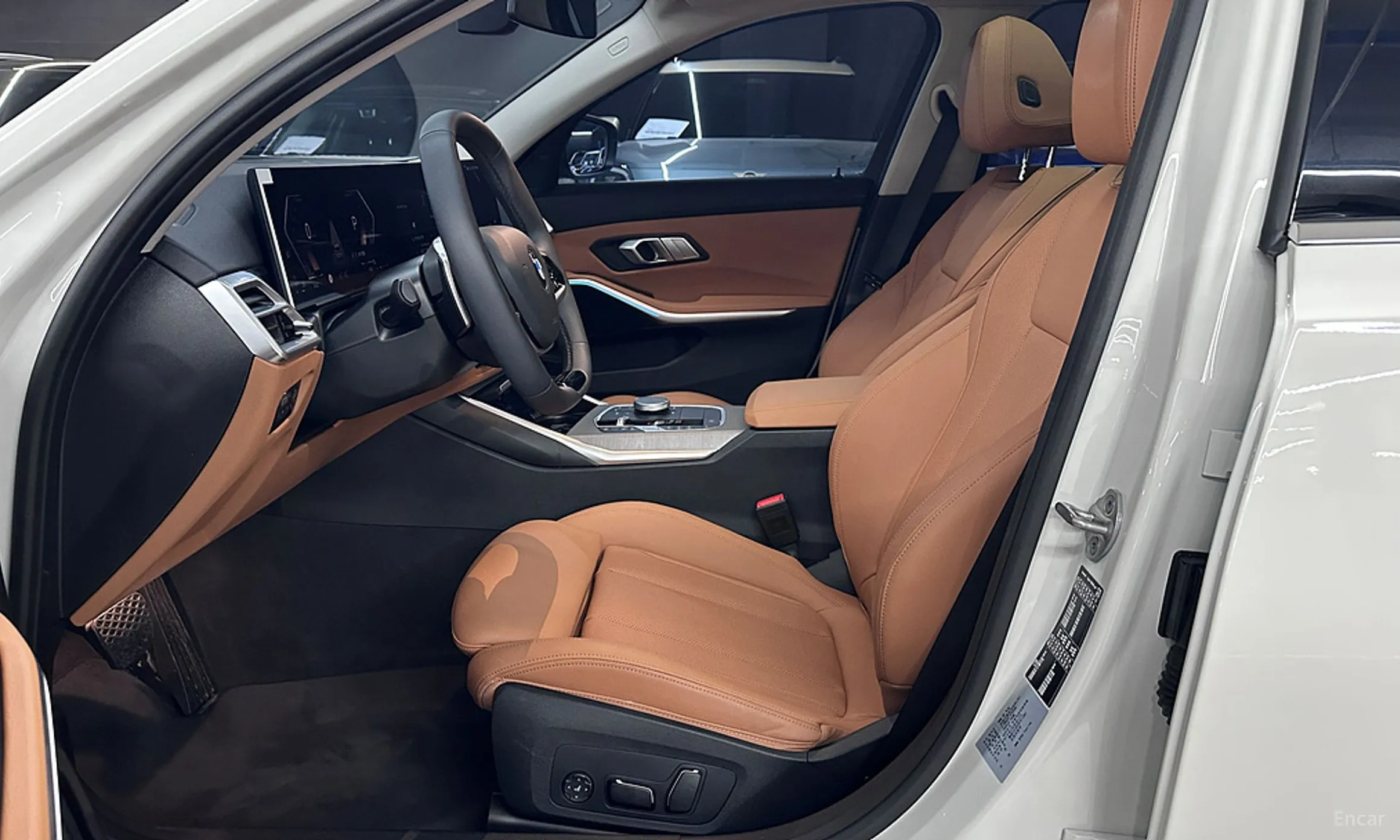 BMW 3 Series (G20) превью 10
