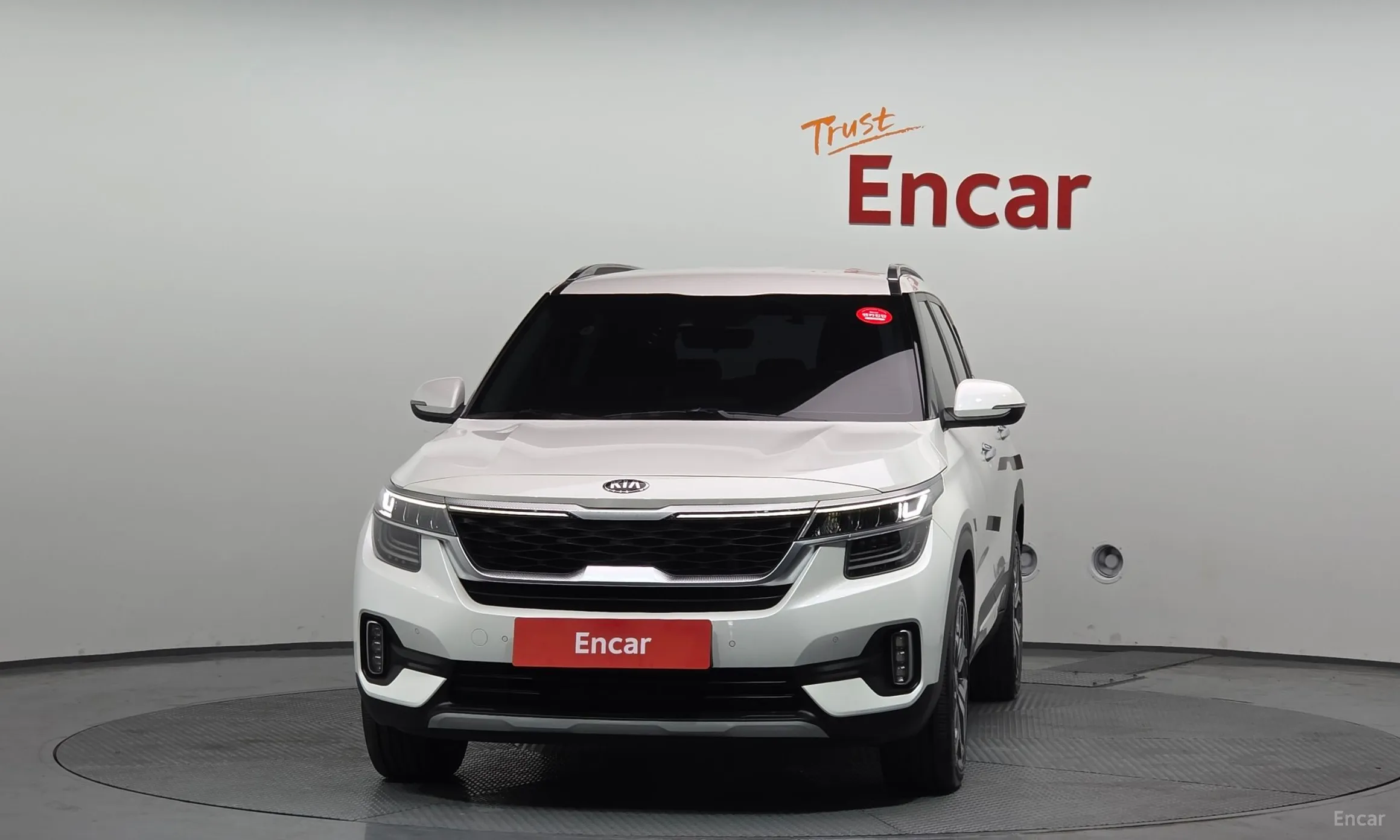 Kia Seltos превью 3
