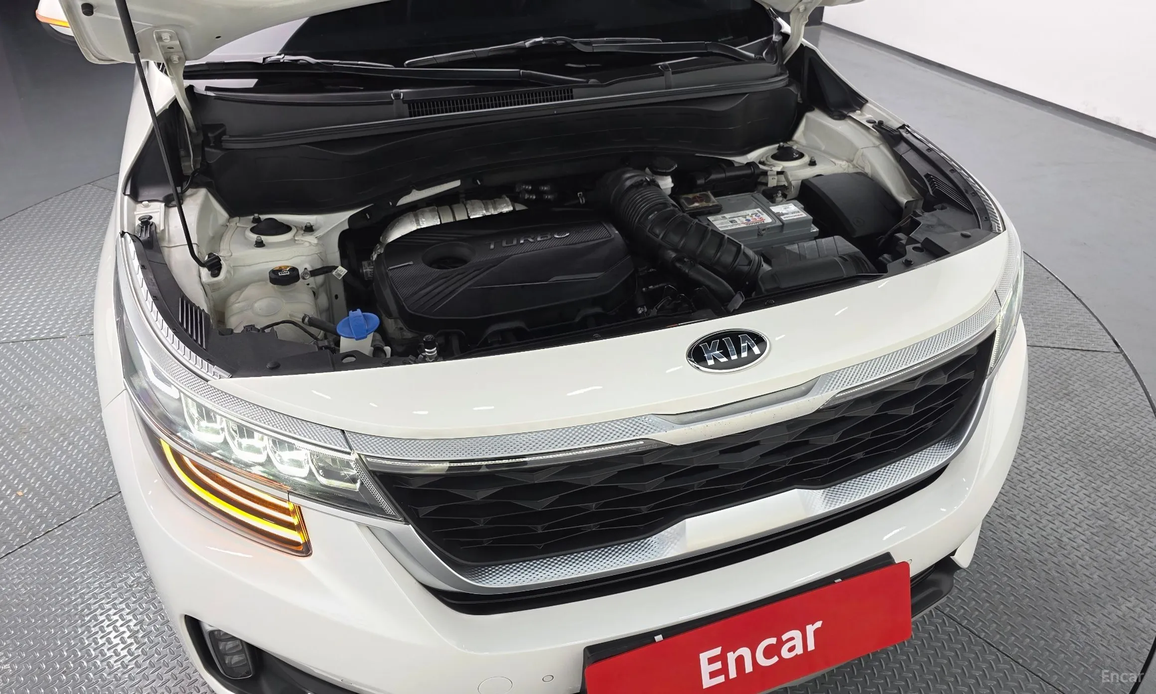 Kia Seltos превью 6