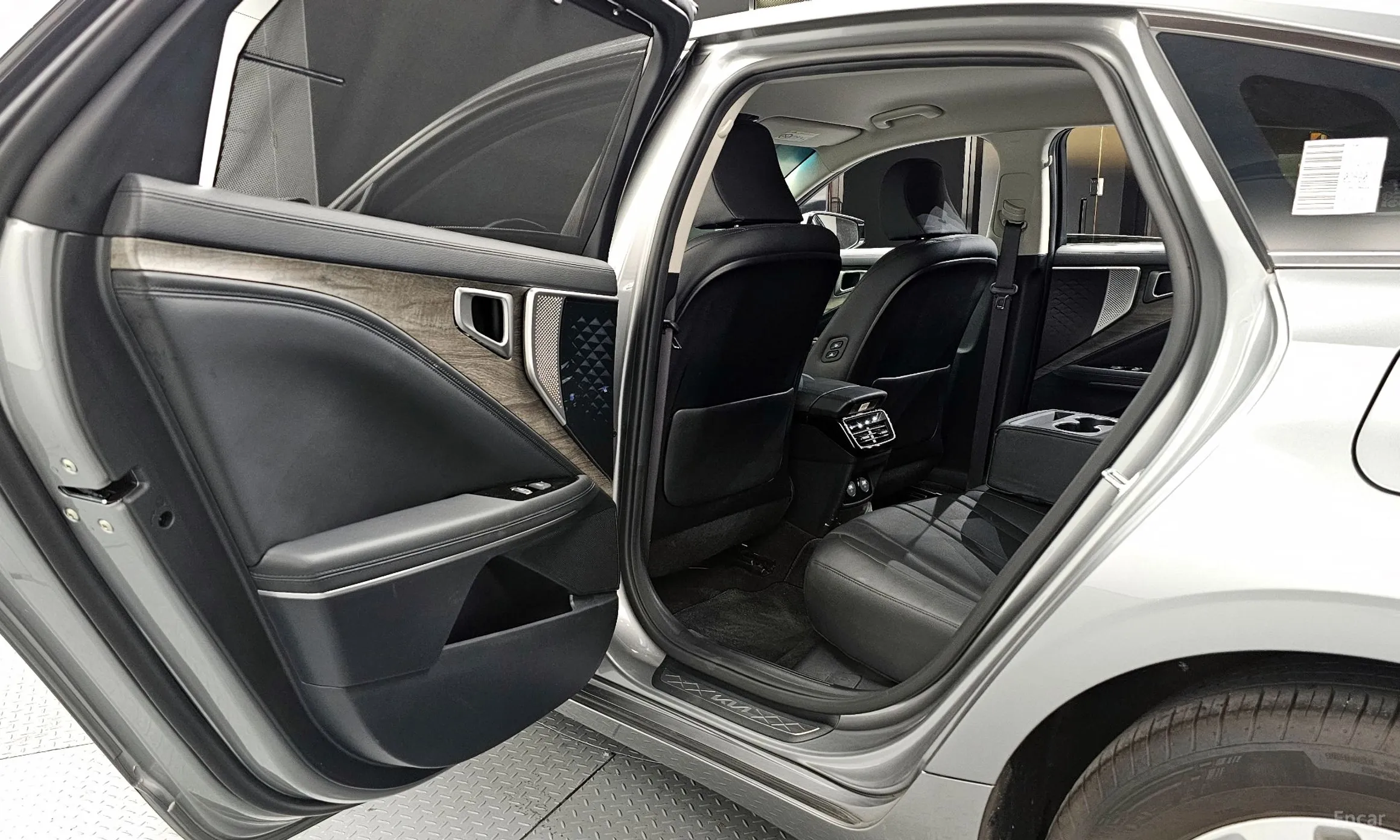 Kia K8 превью 11