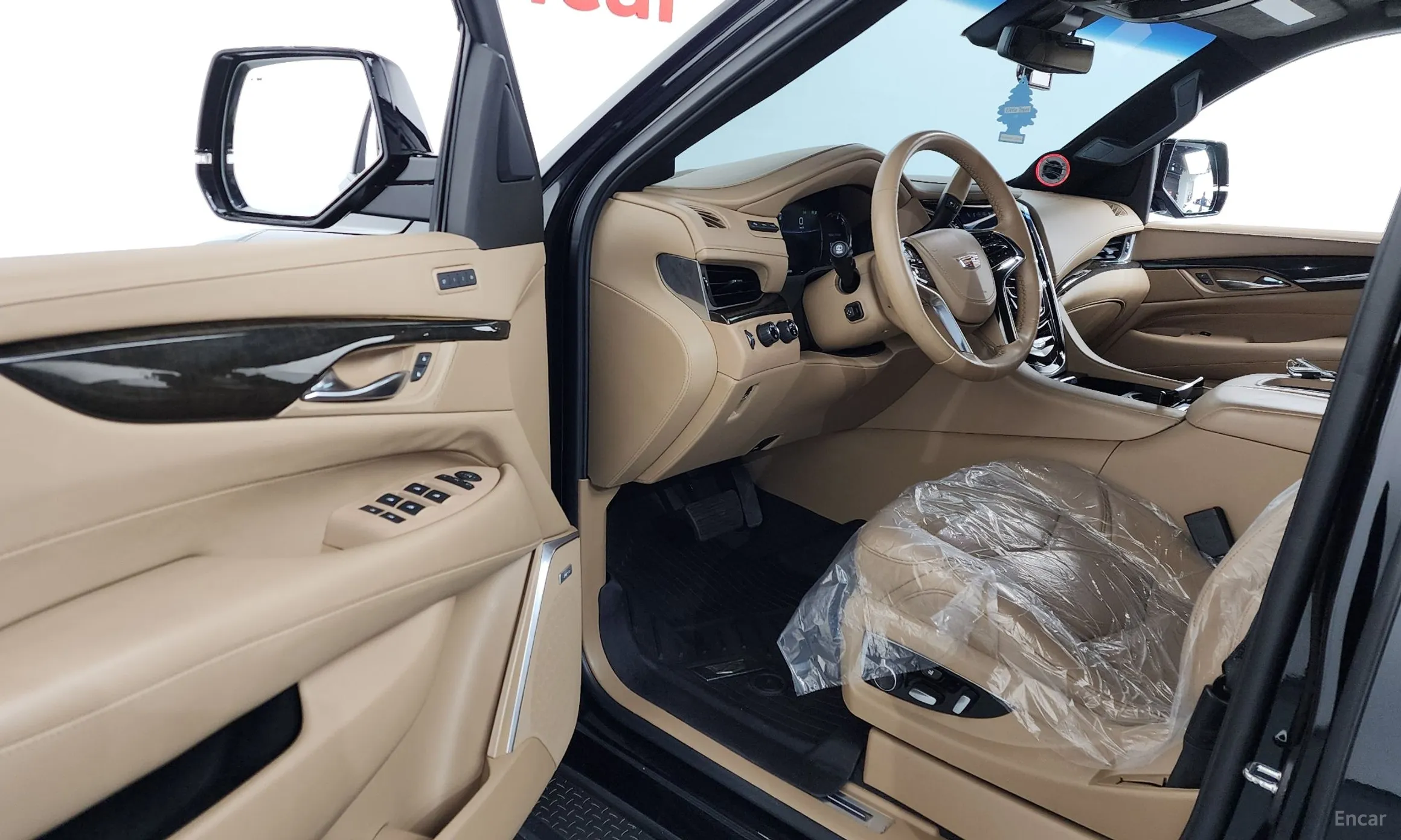 Cadillac Escalade превью 10