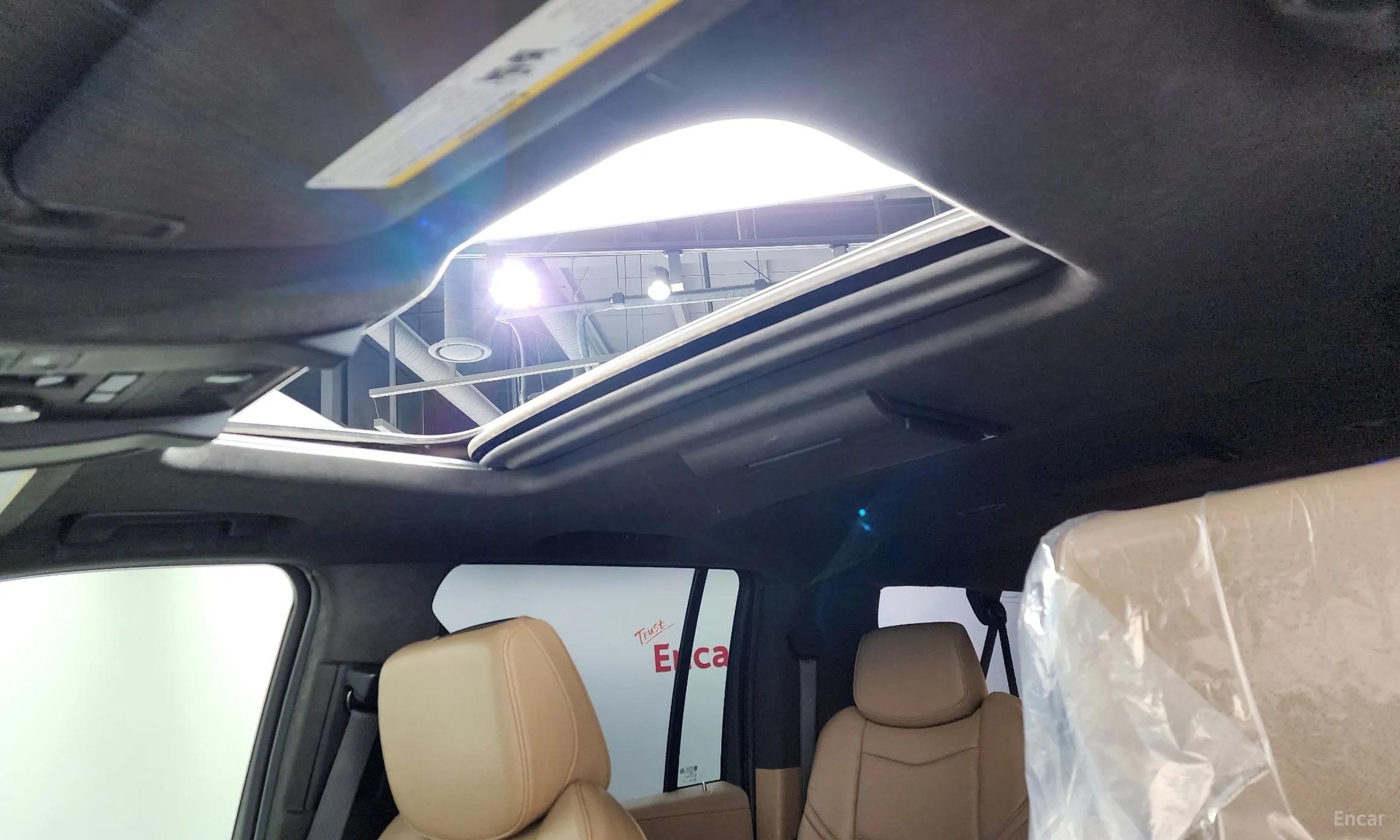 Cadillac Escalade превью 19