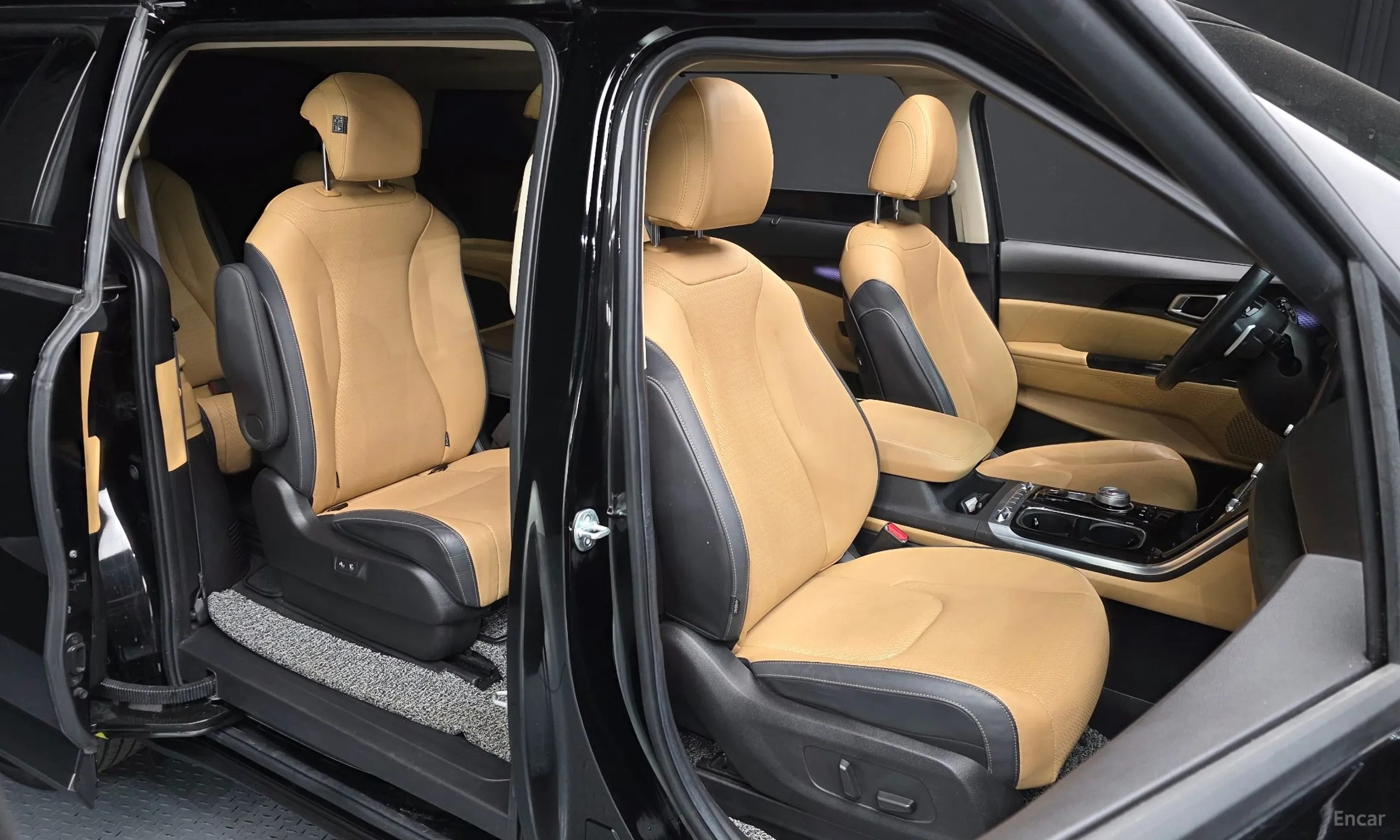 Kia Carnival Gen 4 превью 12