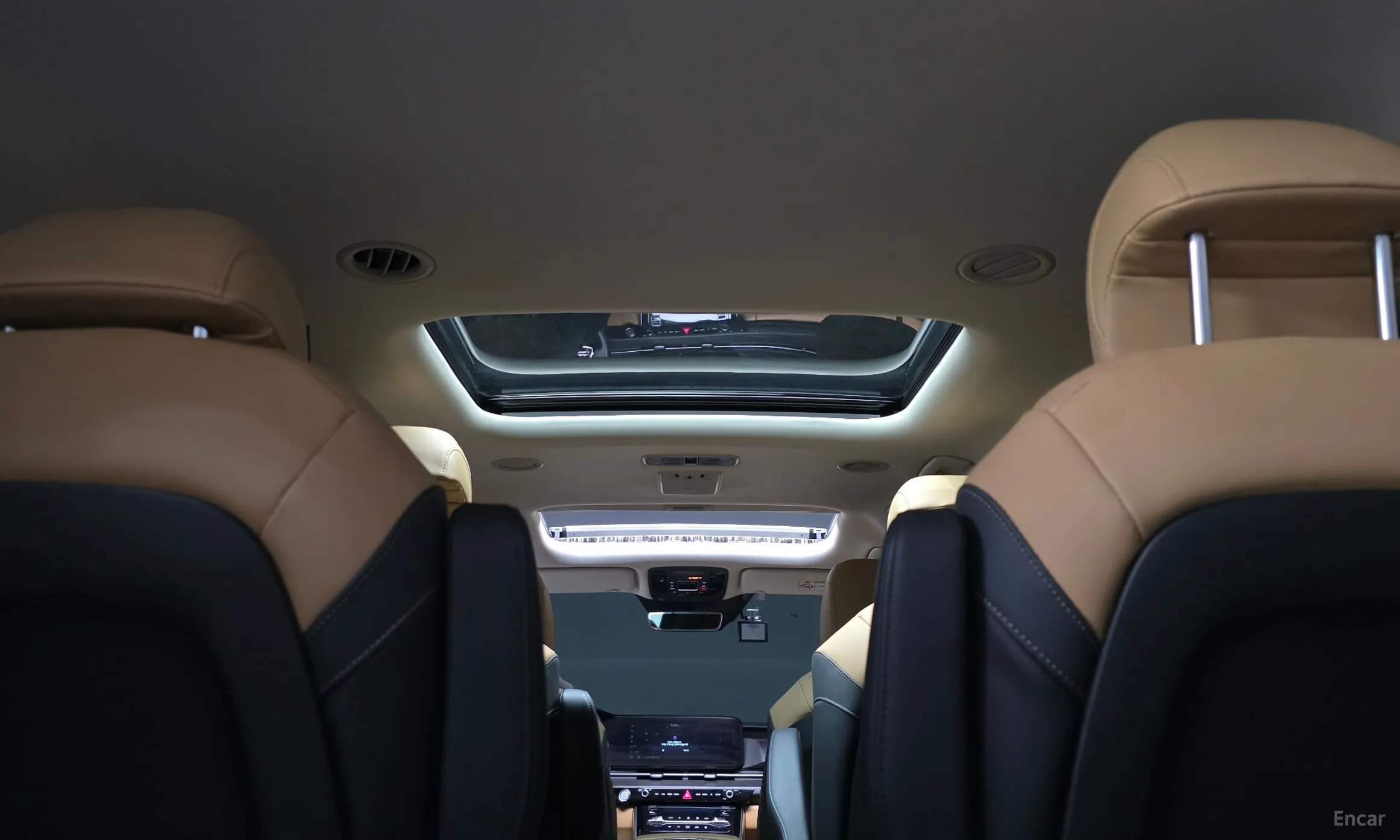 Kia Carnival Gen 4 превью 20