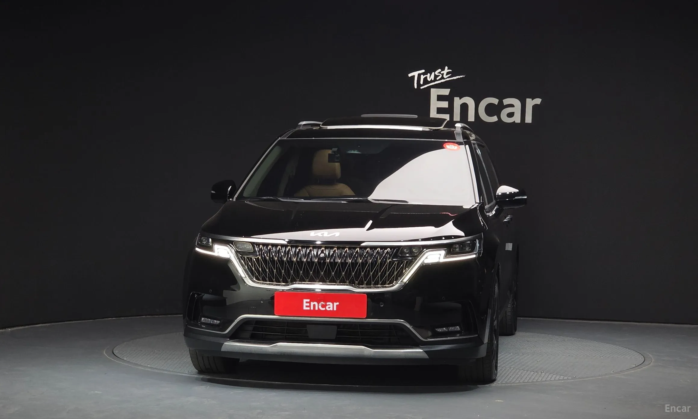 Kia Carnival Gen 4 превью 3
