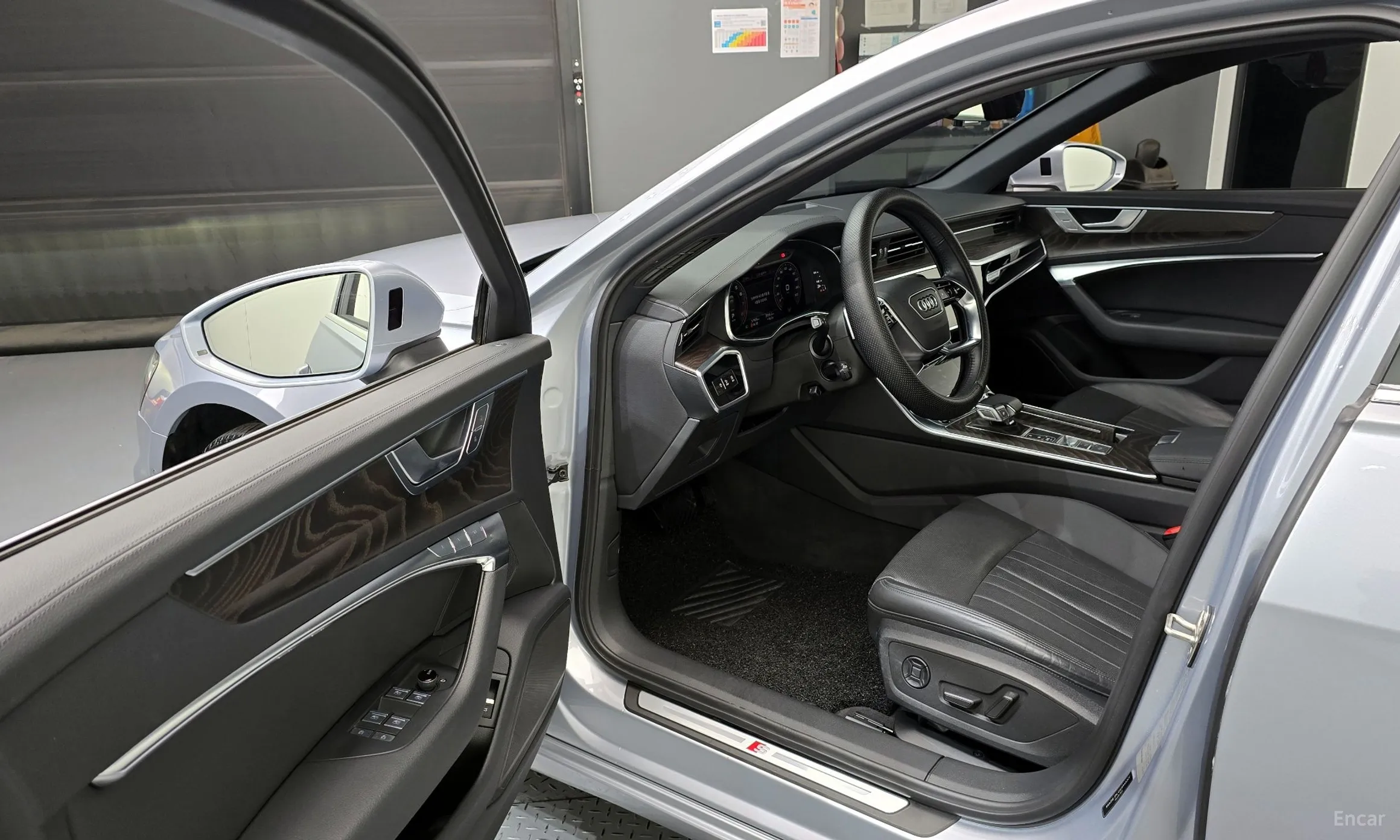 Audi A6 (C8) превью 10