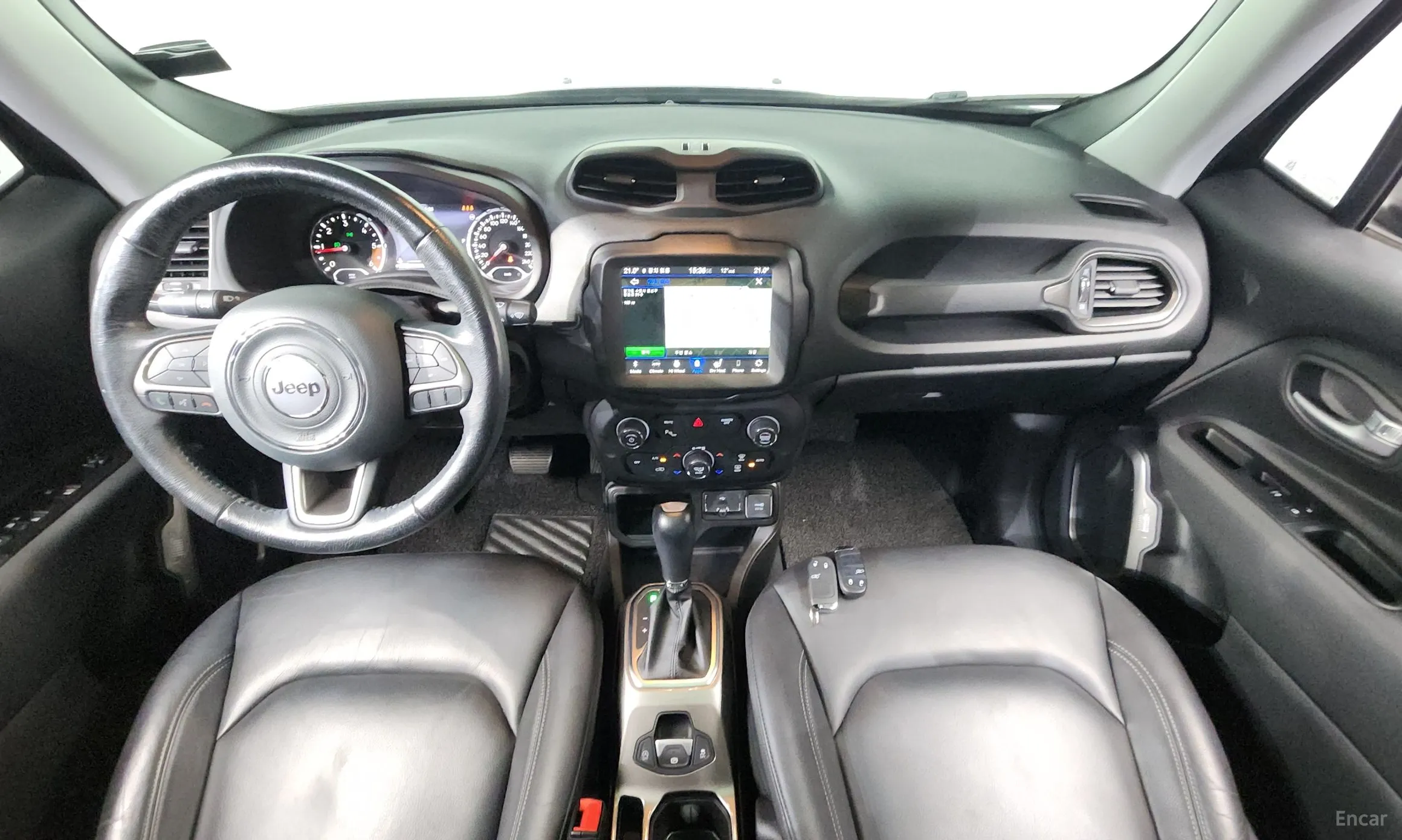 Jeep Renegade превью 7