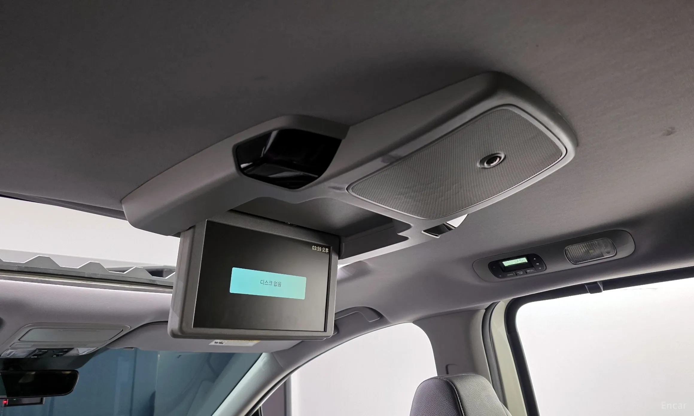 Honda Odyssey превью 18