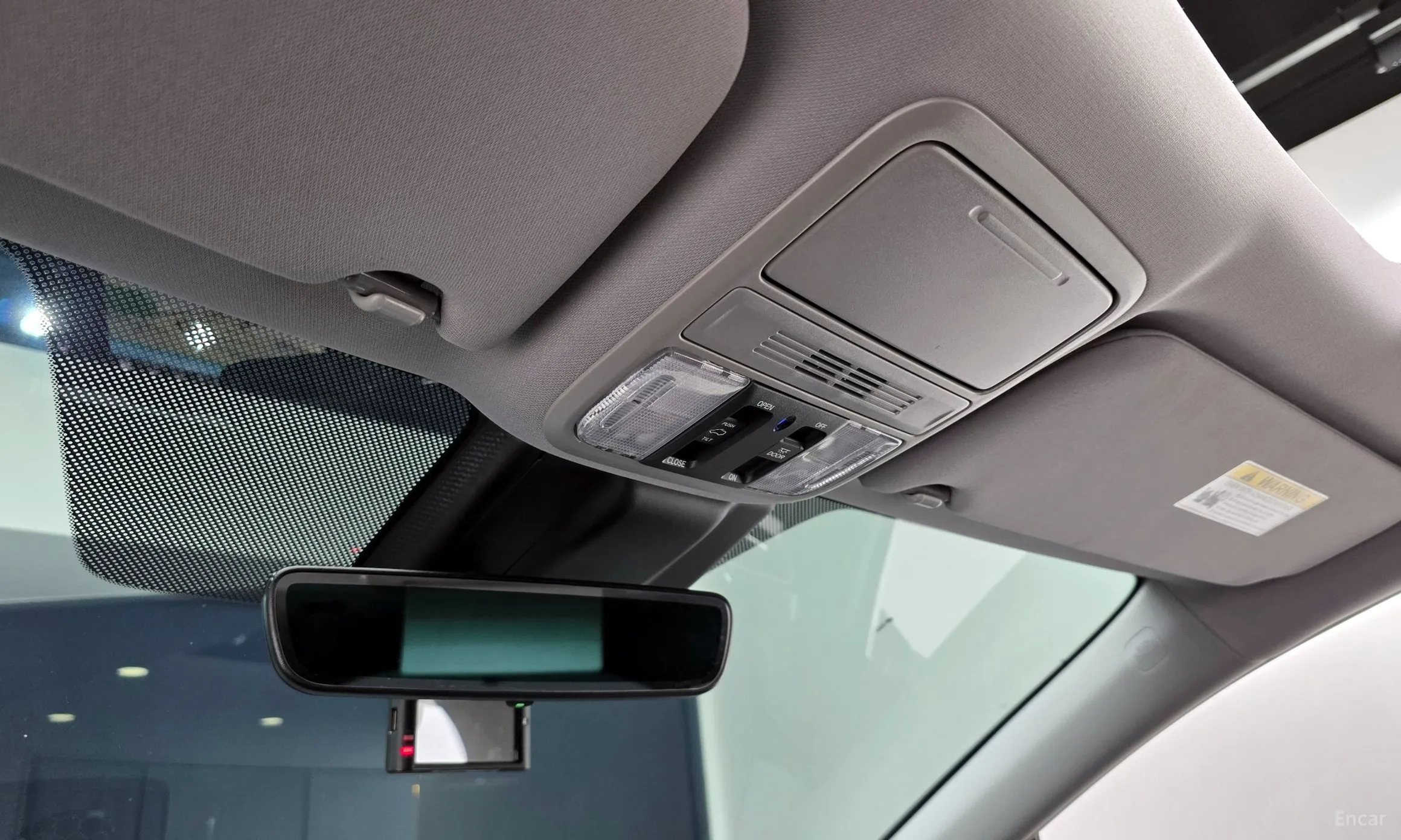 Honda Odyssey превью 19