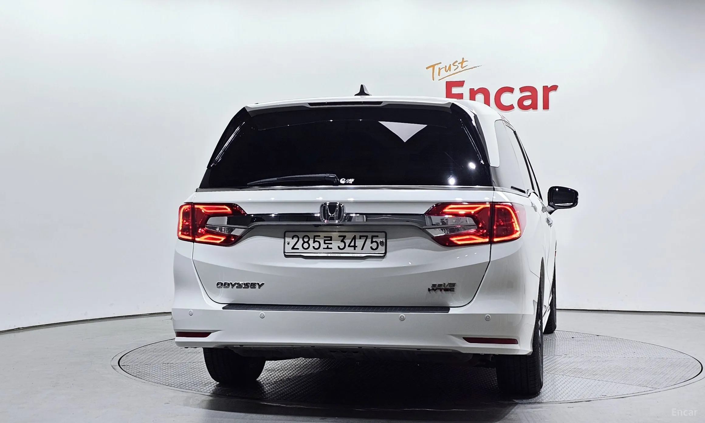 Honda Odyssey превью 4