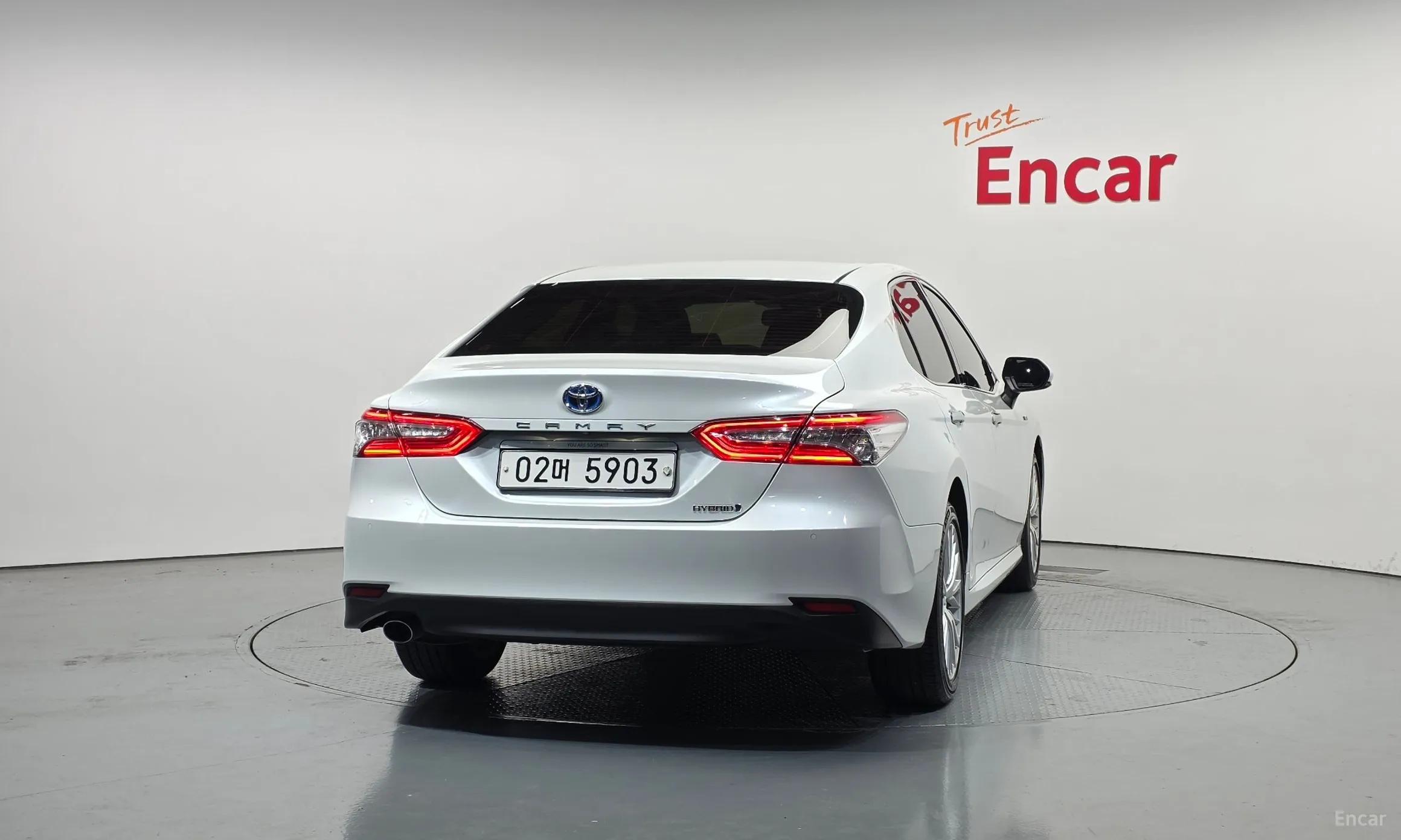 Toyota Camry (XV70) превью 4