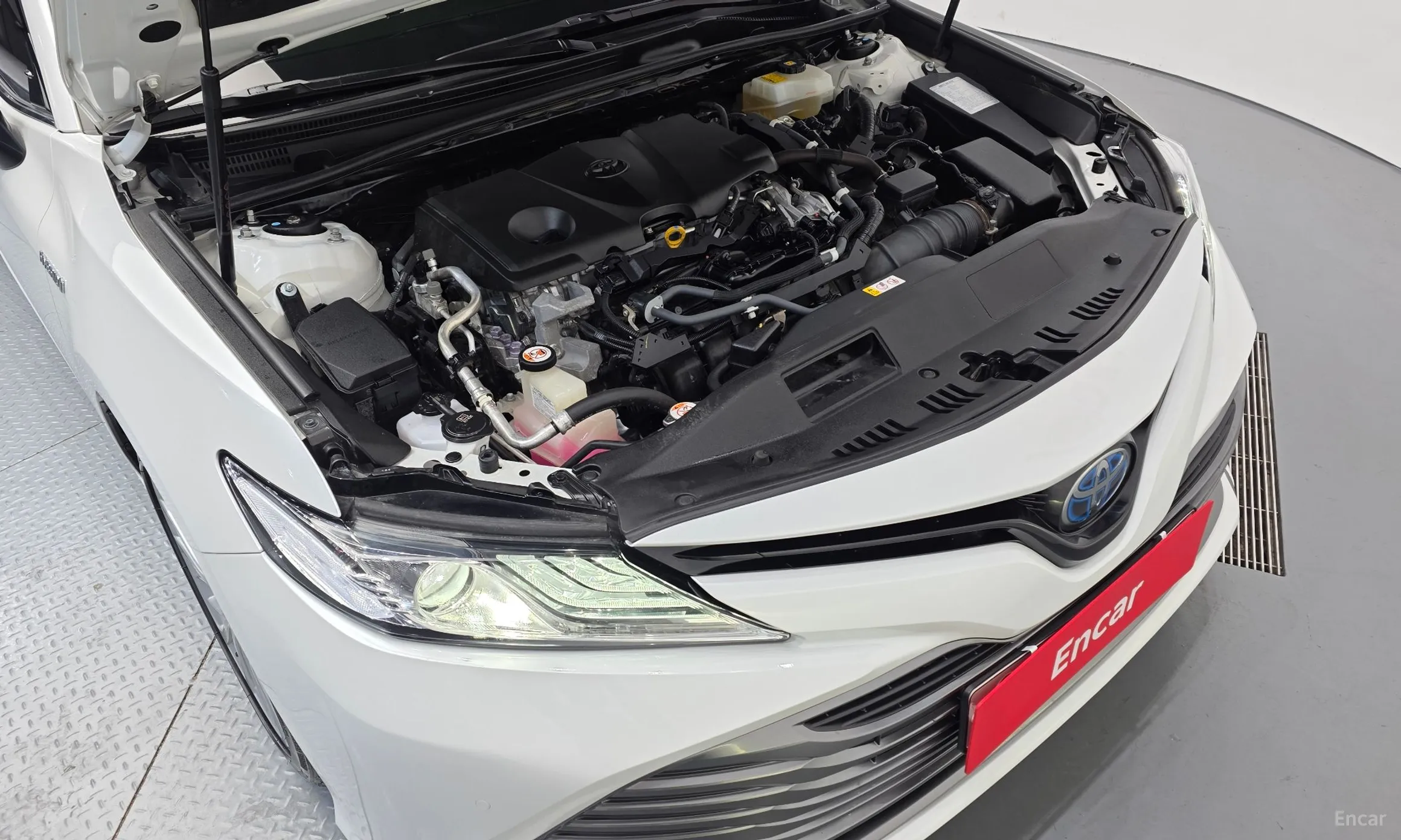 Toyota Camry (XV70) превью 6