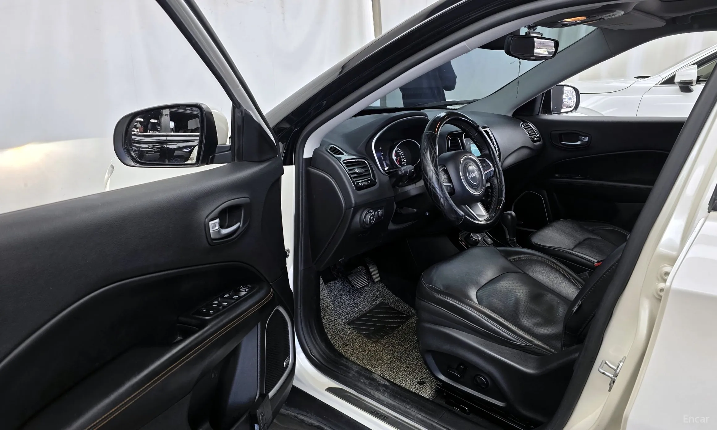 Jeep Compass 2nd Generation превью 10