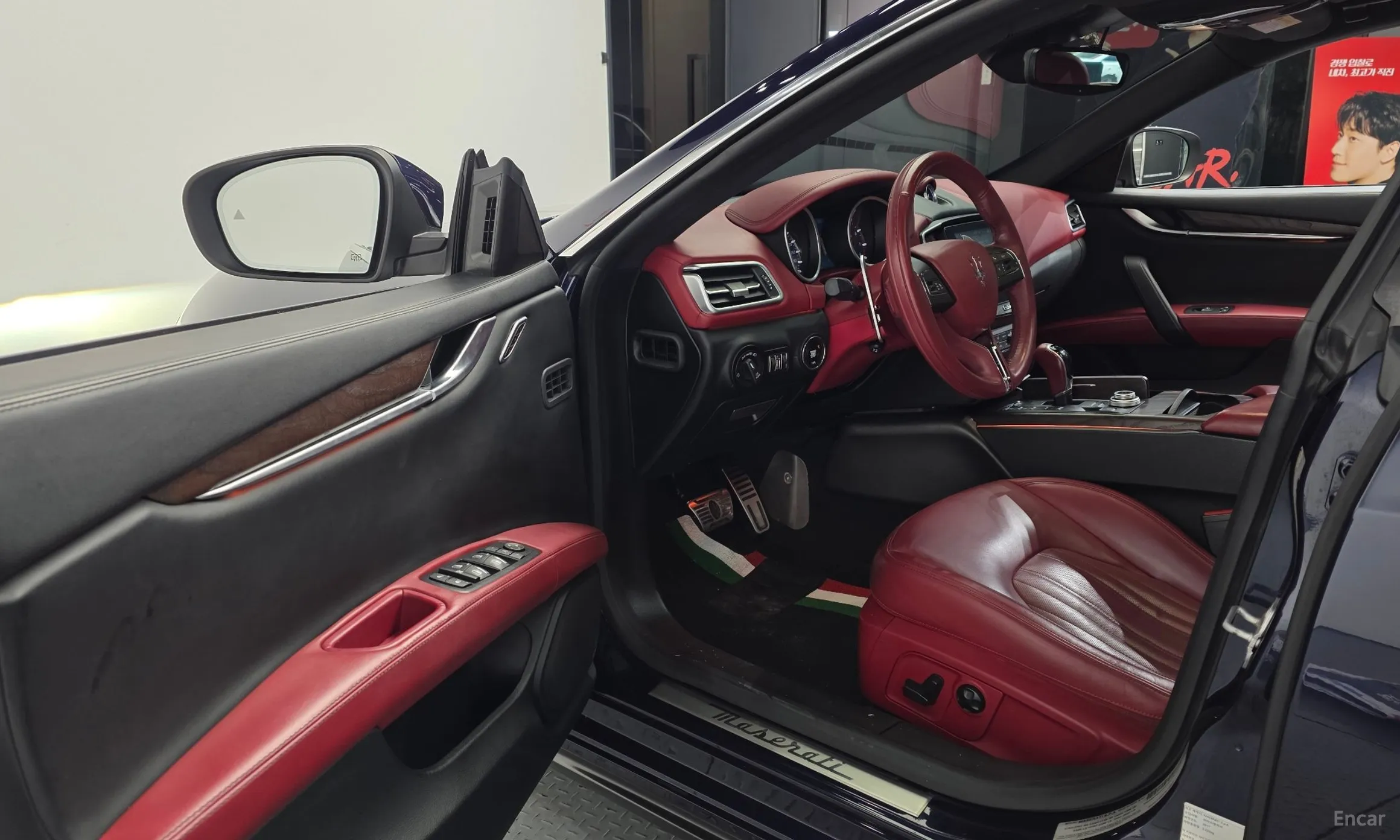 Maserati Ghibli превью 10