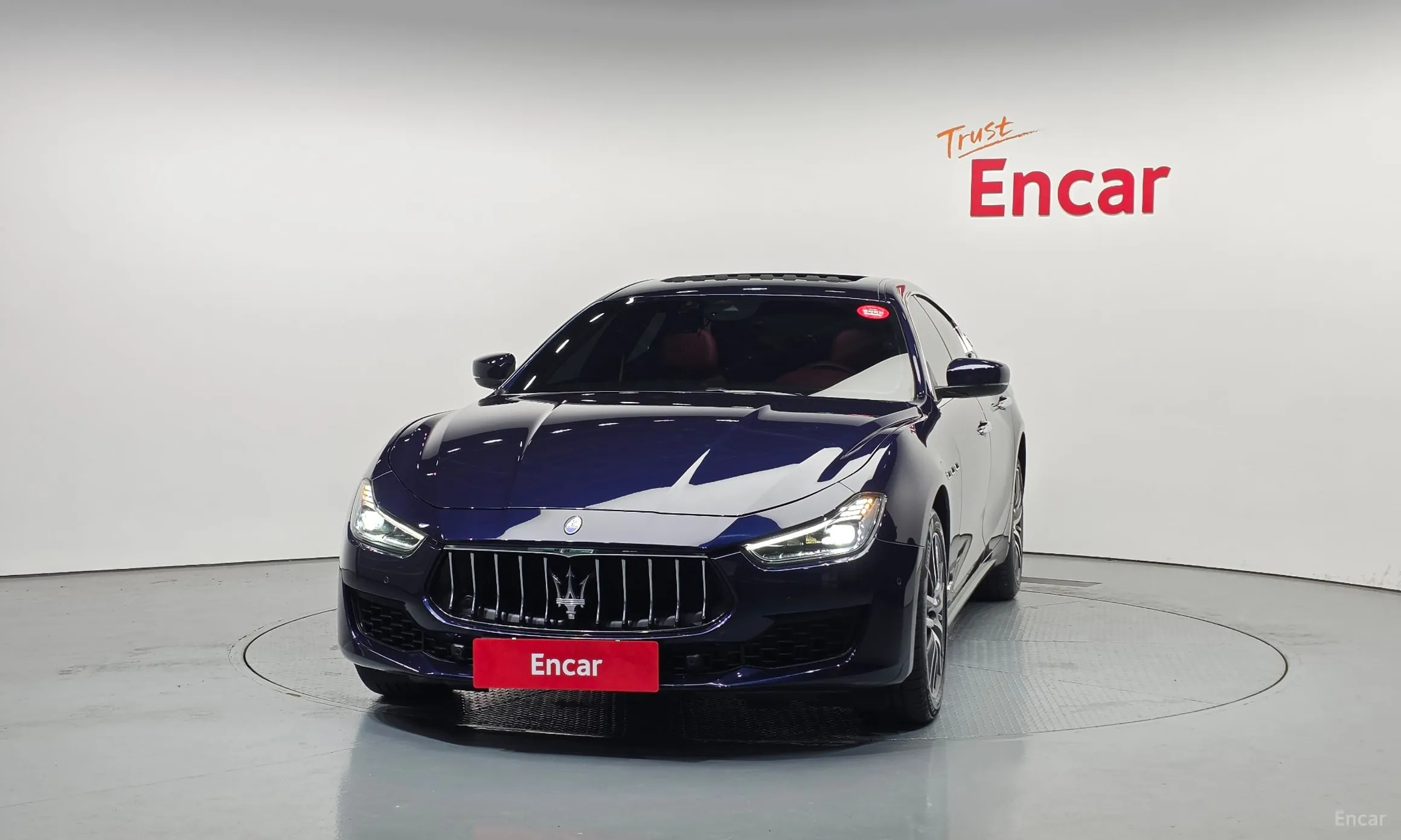 Maserati Ghibli превью 3
