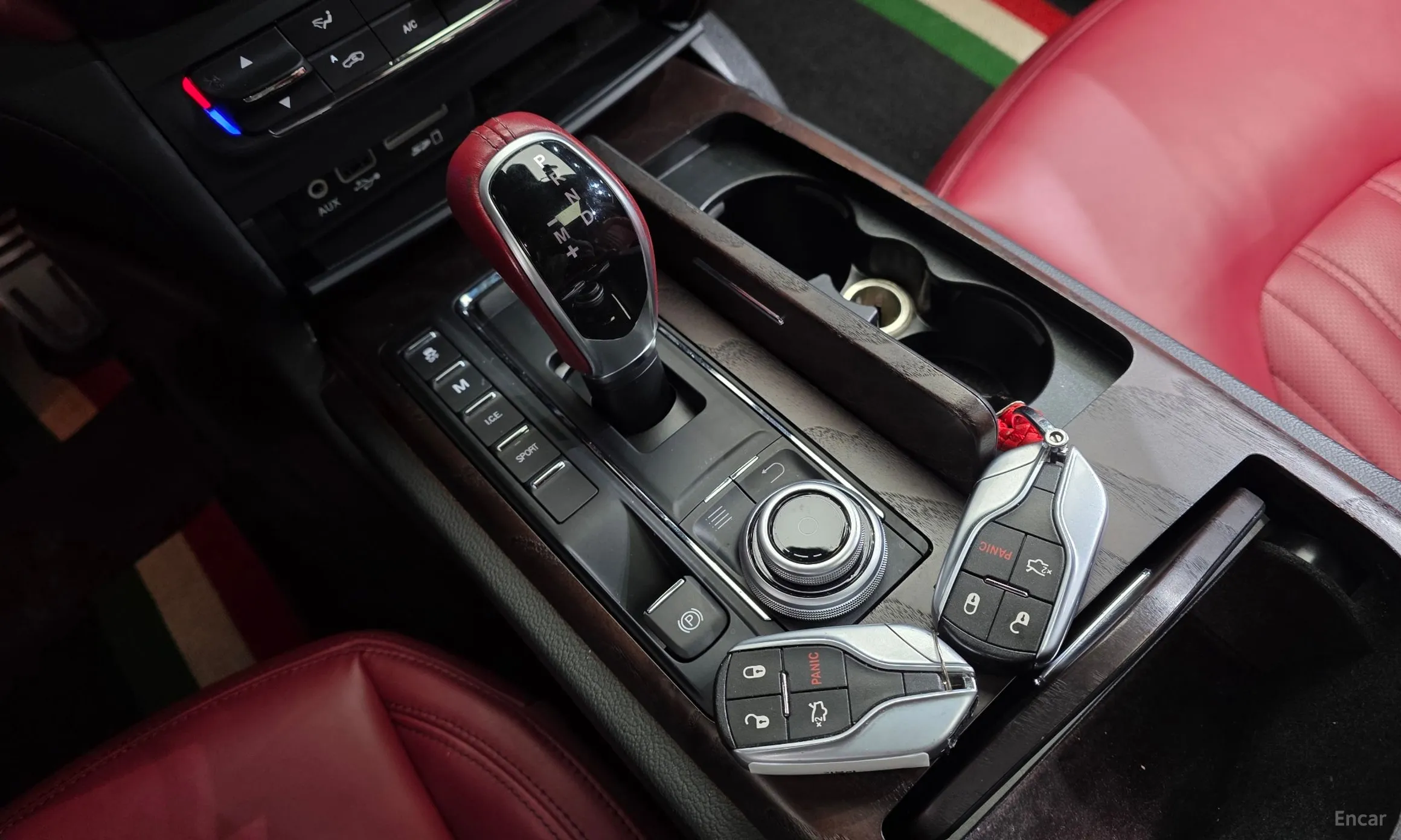 Maserati Ghibli превью 9