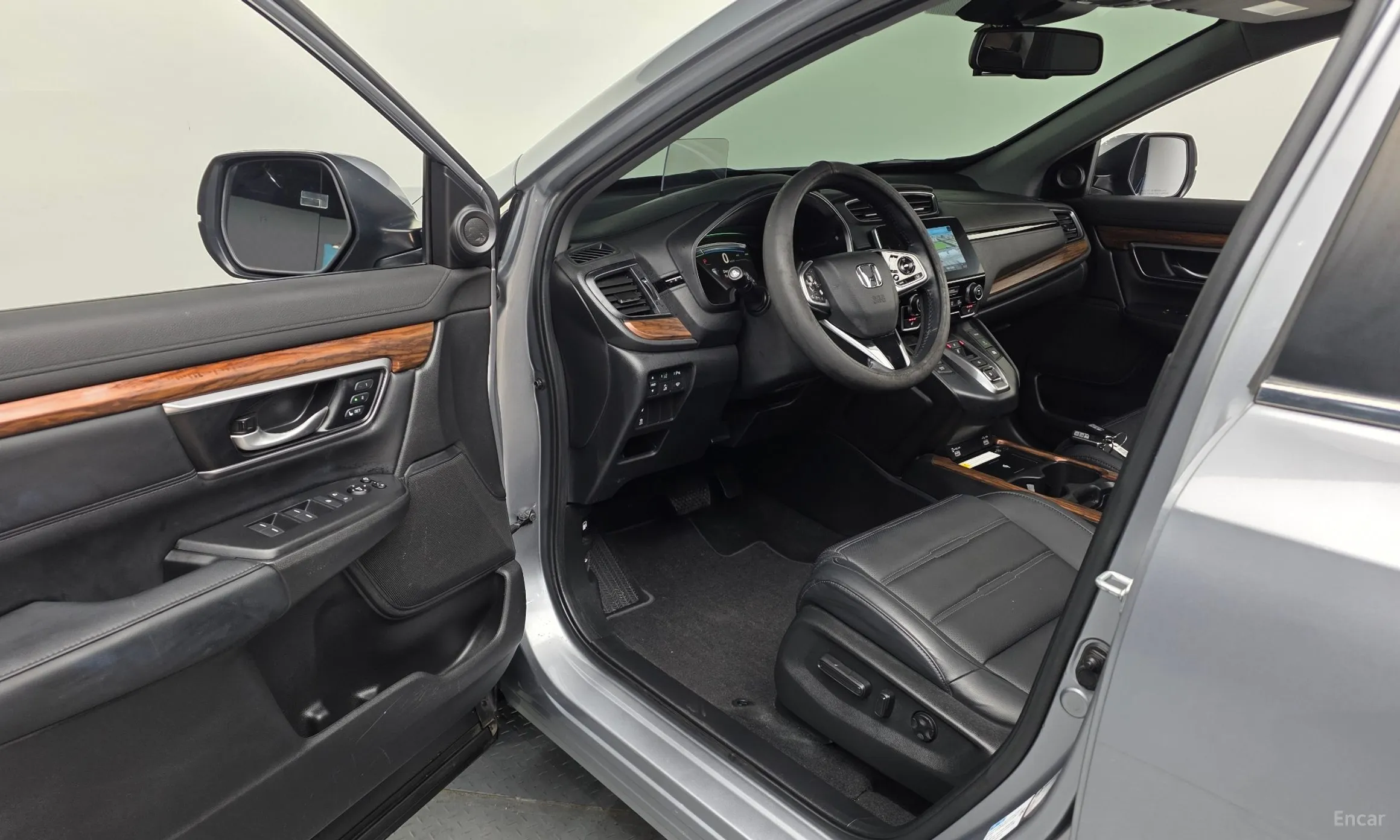 Honda CR-V 5th generation превью 10